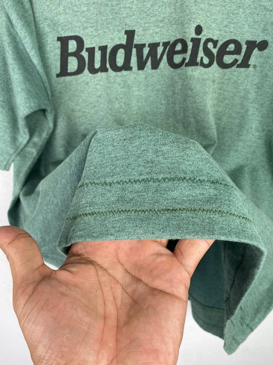 Budweiser vintage budweiser logo tee nice design Size US L / EU 52-54 / 3 - 6 Thumbnail