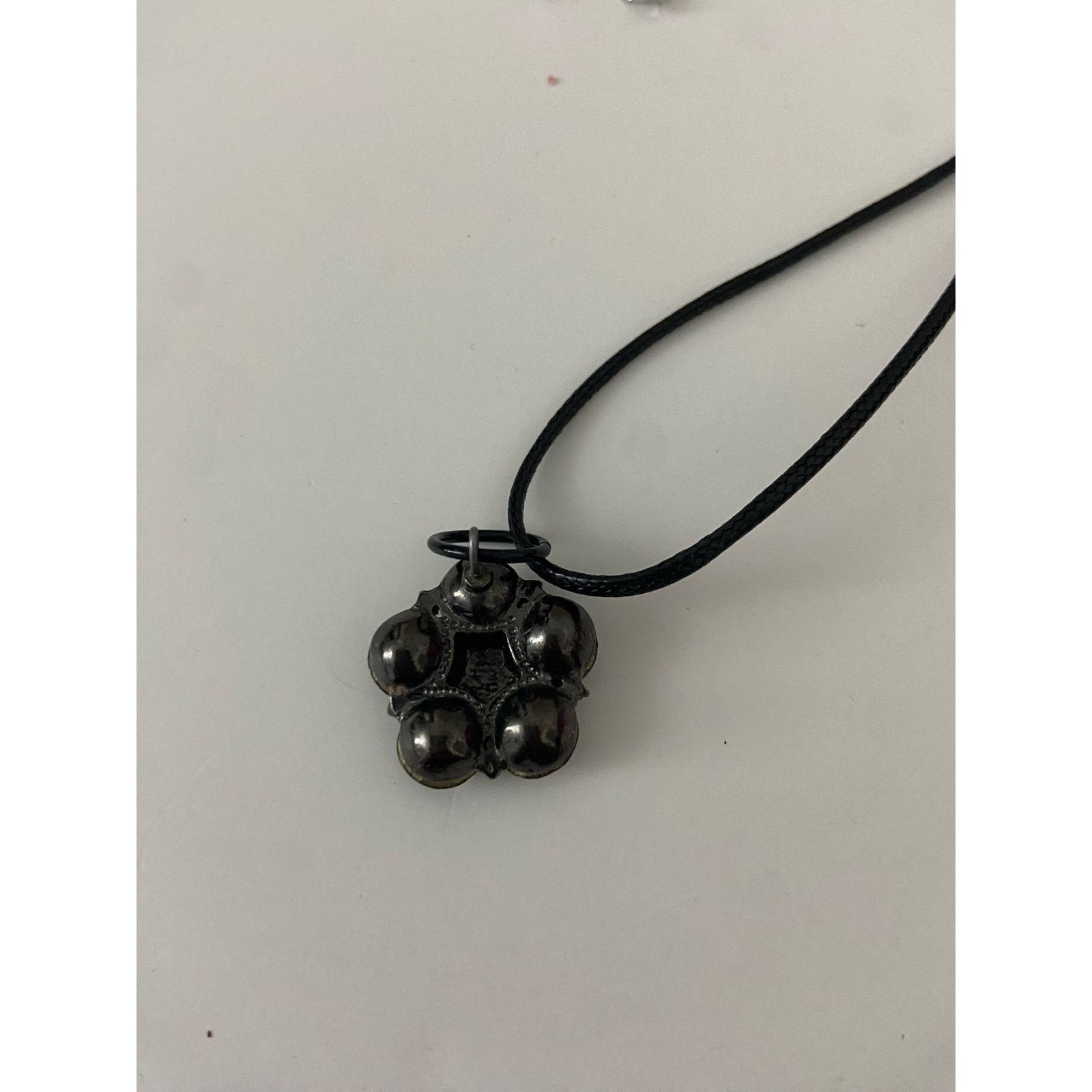 Handmade crystal flower pendant necklace Size ONE SIZE - 3 Thumbnail