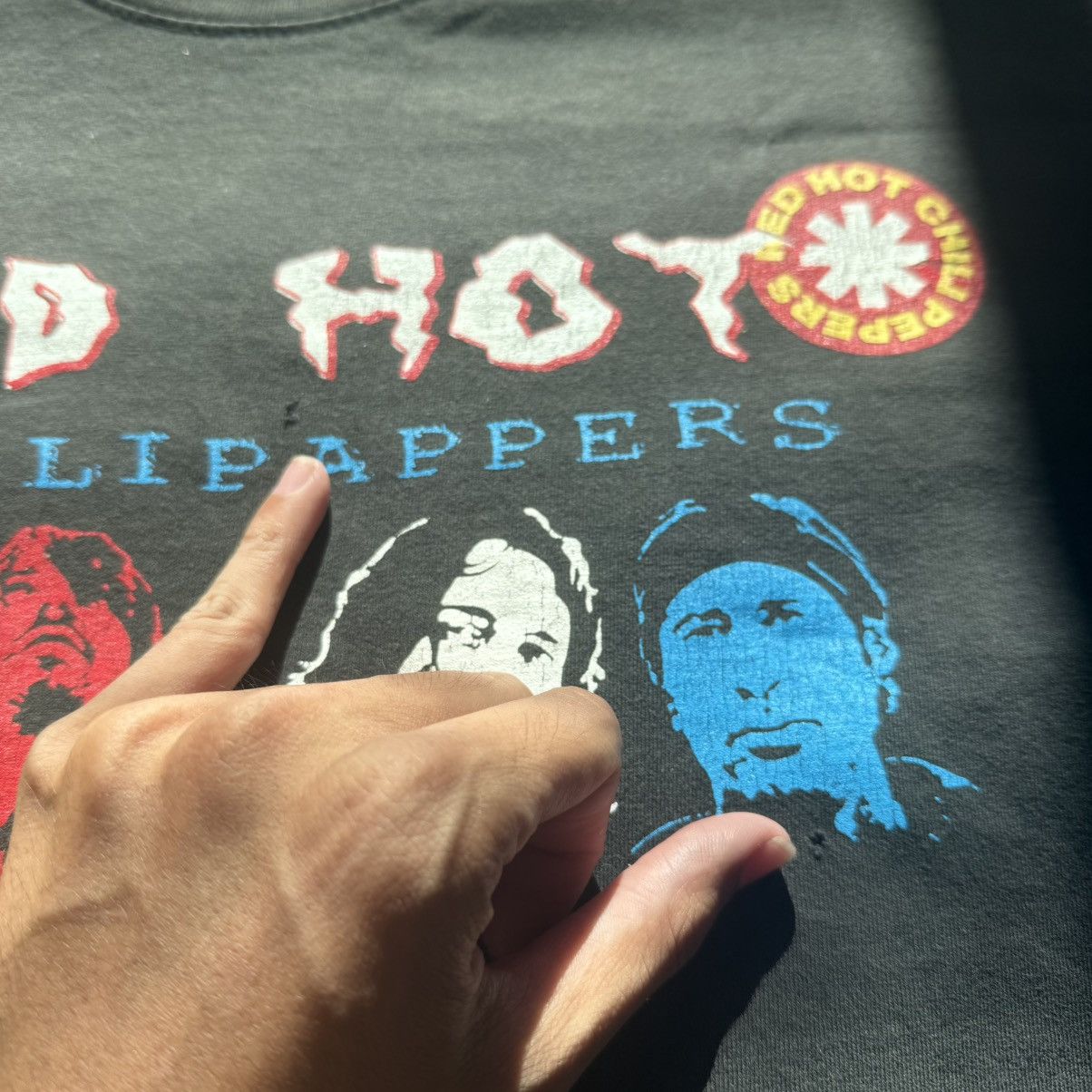 Vintage 00/ Red hot cillipeppers Size US XL / EU 56 / 4 - 2 Thumbnail