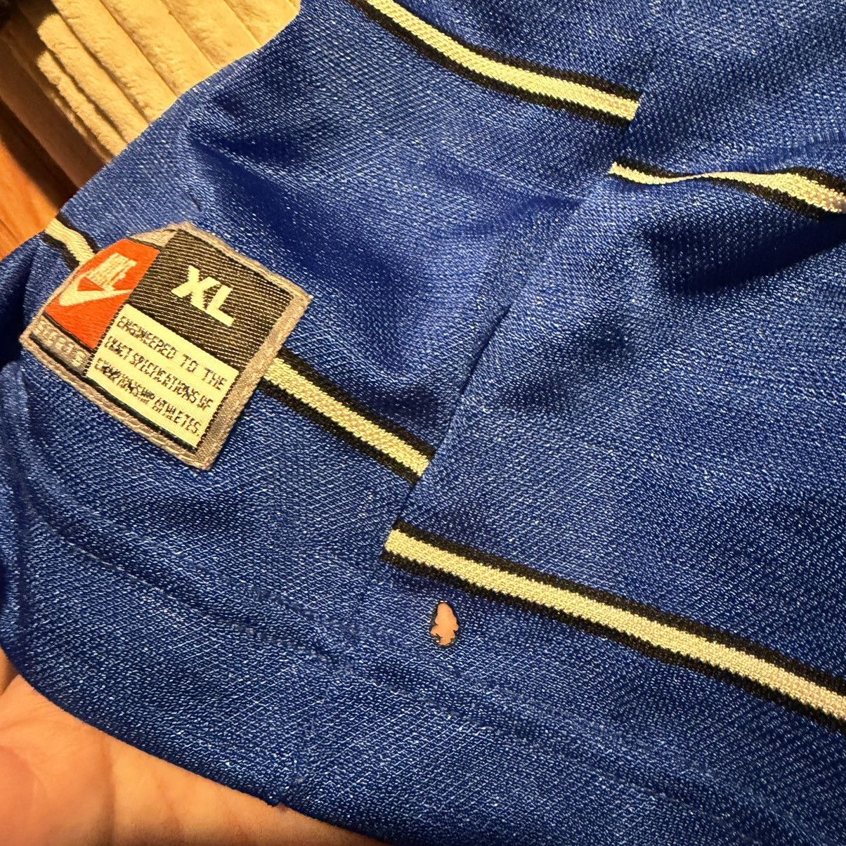Nike VTG 90s Nike Team Sports Blue Striped Short-Sleeve Jersey Size US XL / EU 56 / 4 - 5 Thumbnail