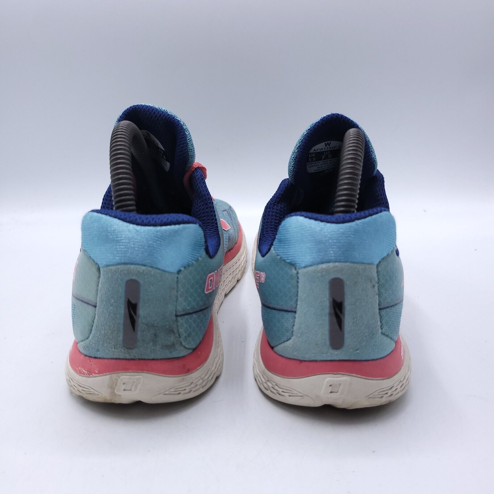 Altra Altra One V3 Athletic Shoe Womens Size 7.5 AFW1734F-2 Blue Size US 7.5 / IT 37.5 - 3 Thumbnail