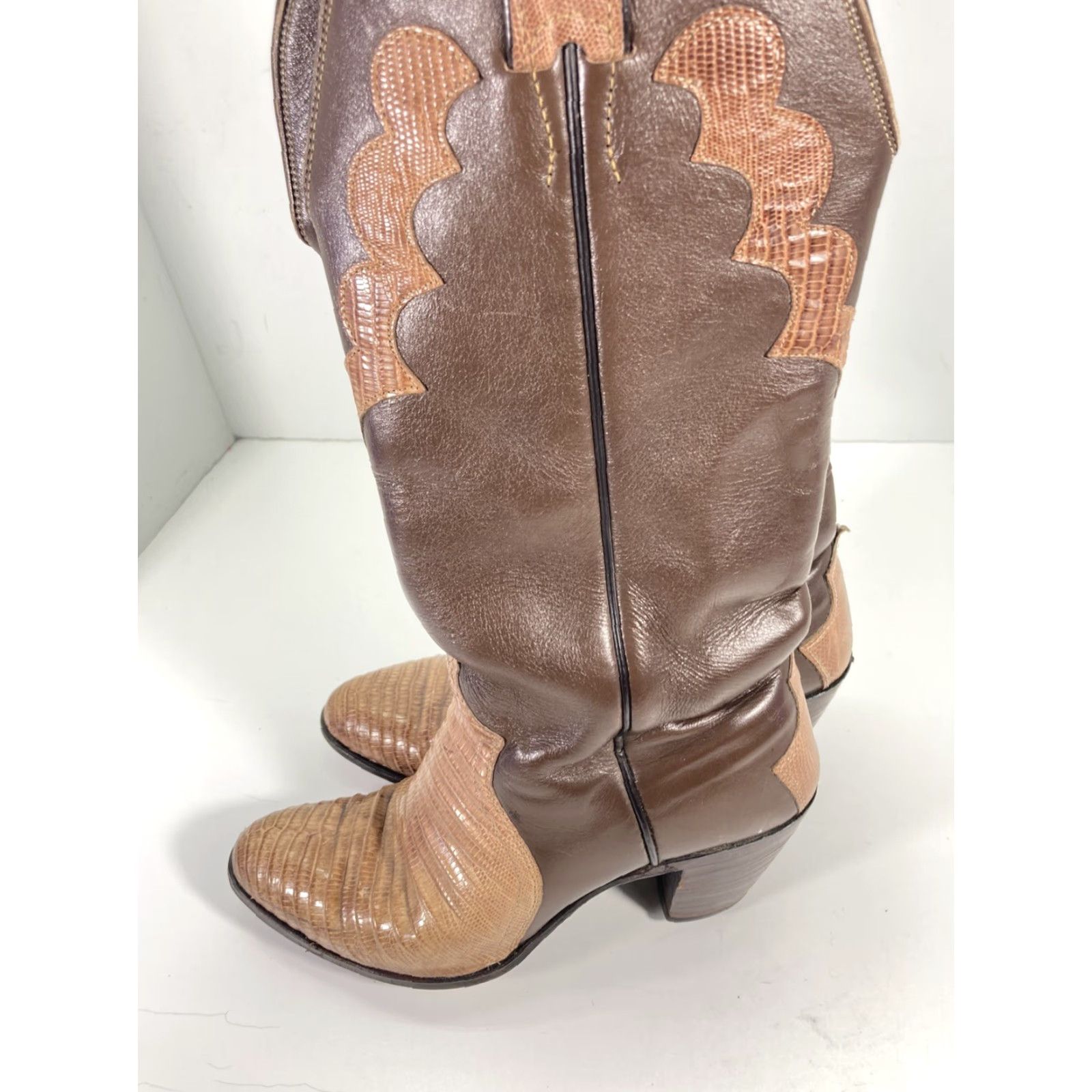 Justin Boots VINTAGE Justin Teju Lizard Boots Women 6 B Brown Leather 15 Inch 3 Inch Heel VTG Boots Mens? Size US 6 / IT 36 - 6 Thumbnail