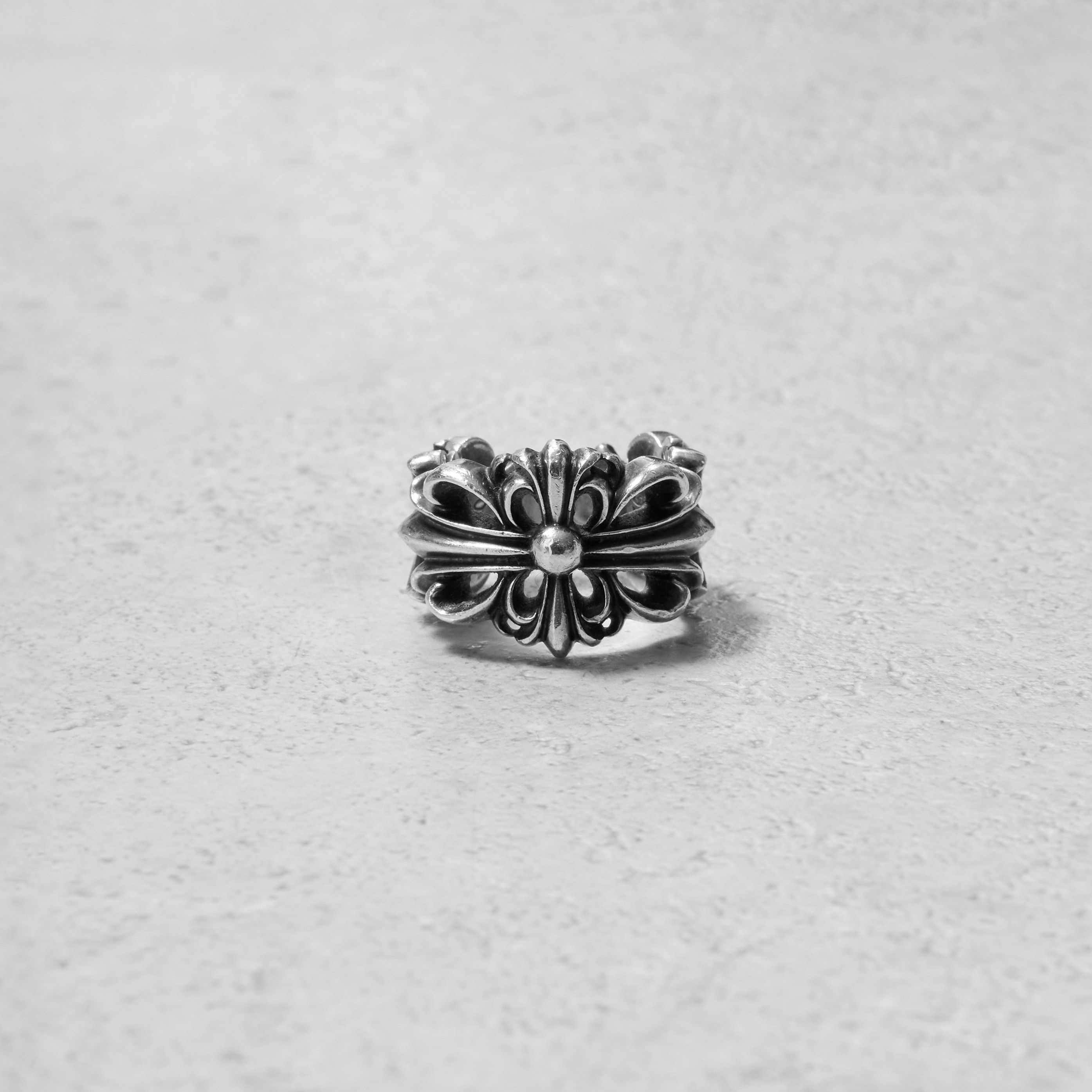 CHROME HEARTS Double Floral Ring
