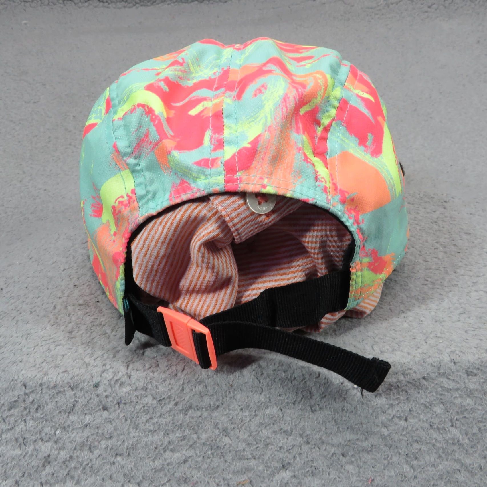 Nike VINTAGE Nike Hat Cap 5 Panel Strap Back Kobe Easter Pack Tailwind Running Men Adjustable Blue Reflective Geometric 90s Sports Logo Mens Size ONE SIZE - 6 Thumbnail
