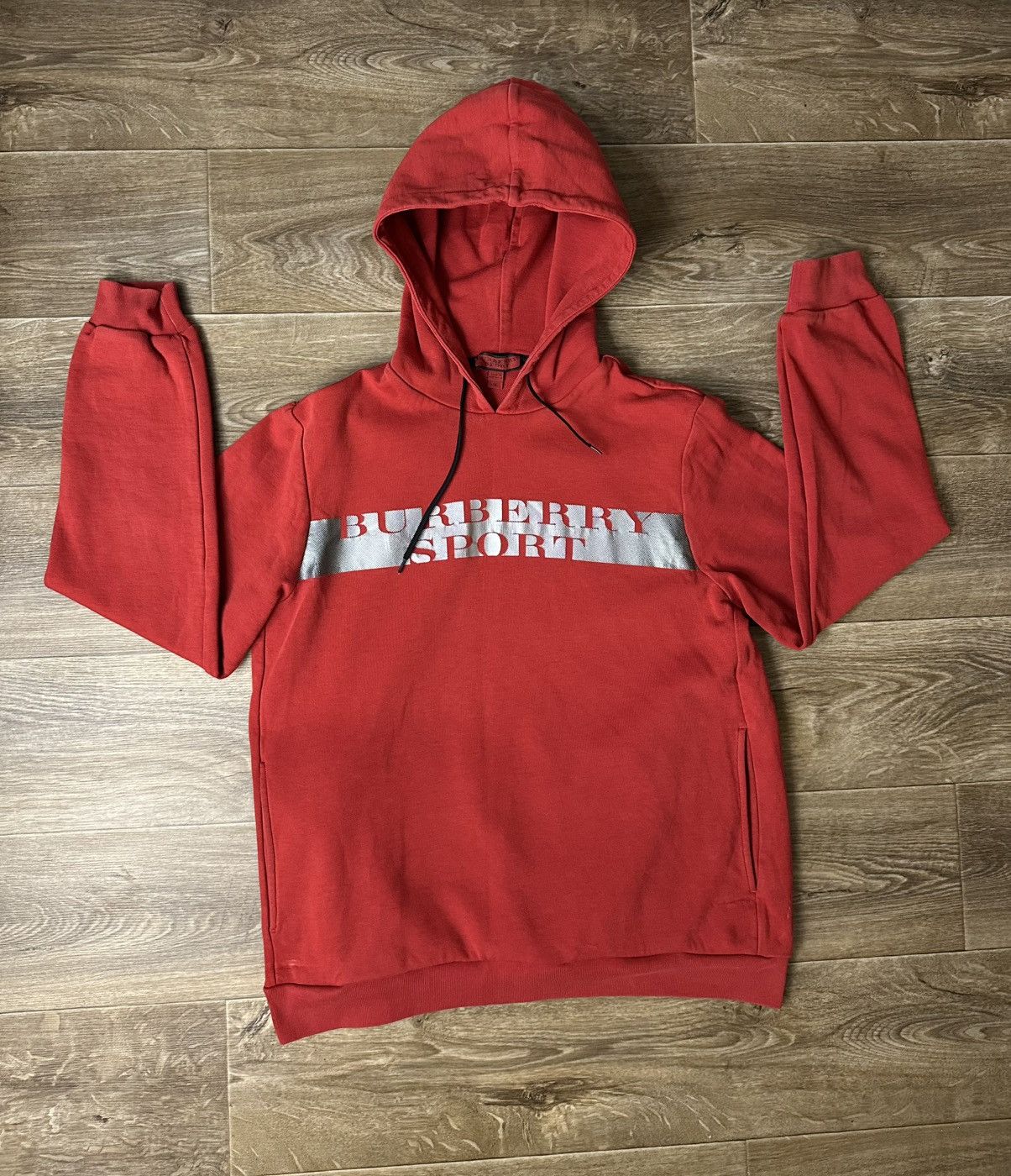 Burberry Burberry hoodie size M red Size US M / EU 48-50 / 2 - 1 Thumbnail