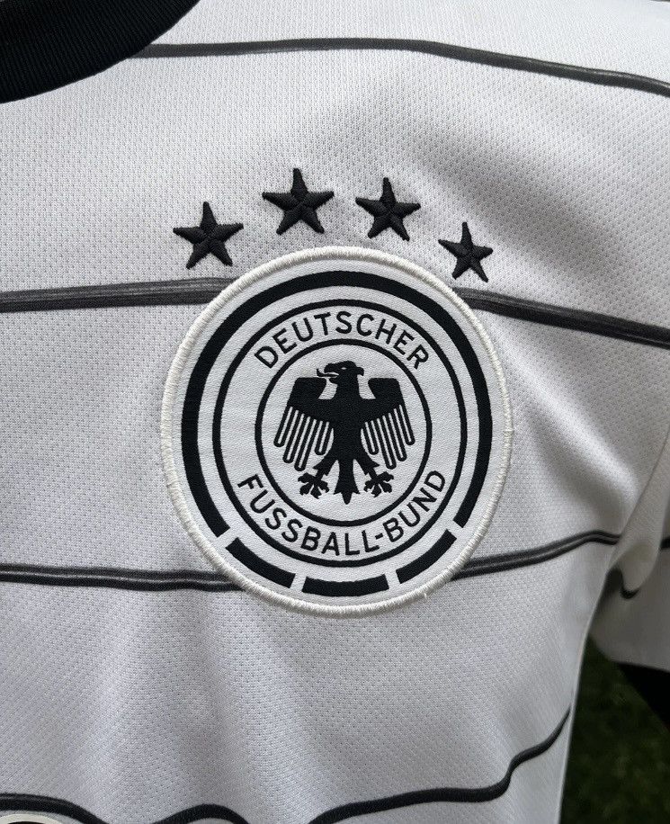 Adidas Jersey kimimich germany Size US S / EU 44-46 / 1 - 7 Thumbnail