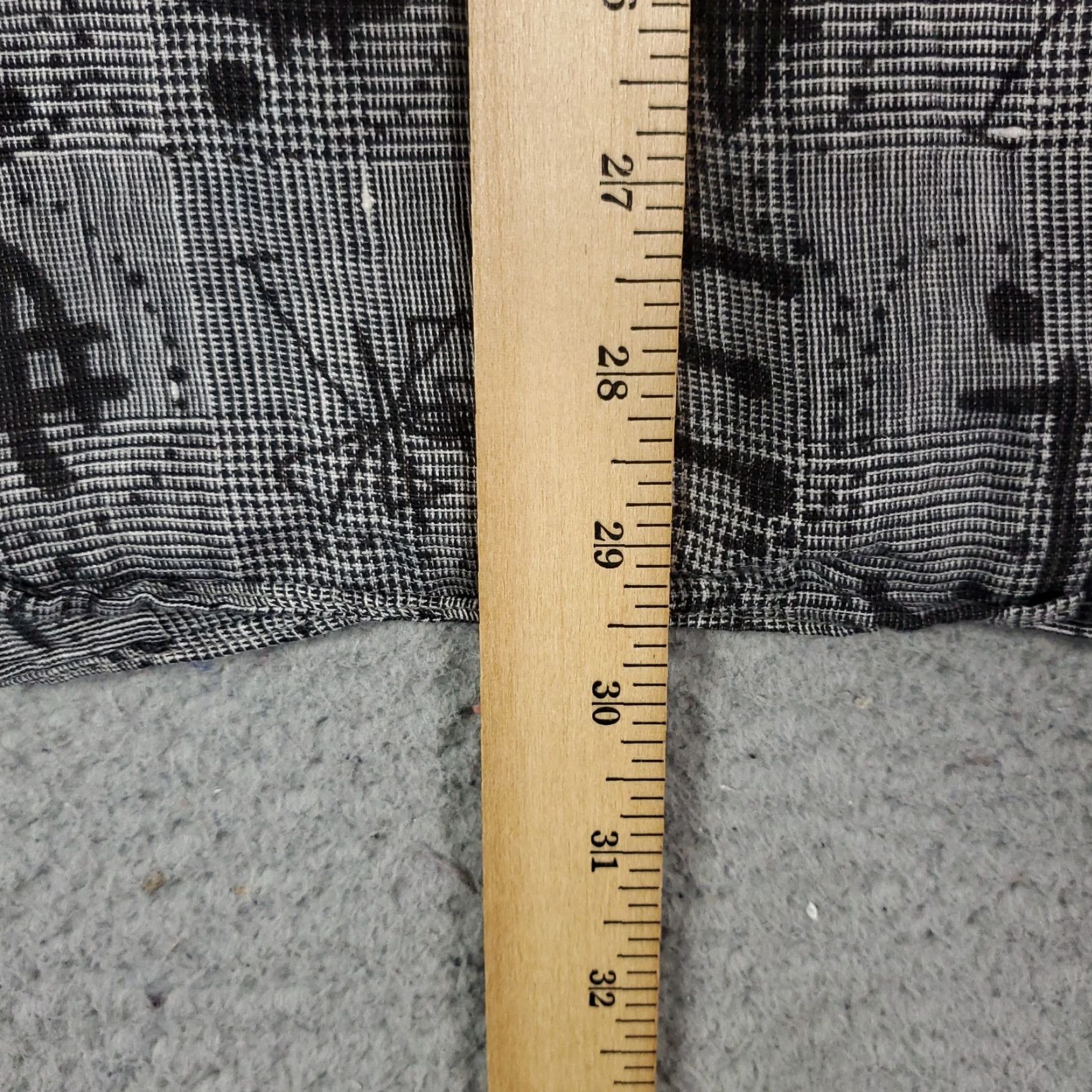 Vintage VINTAGE Bullock & Jones Shirt Mens Gray Geometric Button-Up Long Sleeve L Linen Knit Contemporary/Classic Style Mens Size US L / EU 52-54 / 3 - 6 Thumbnail