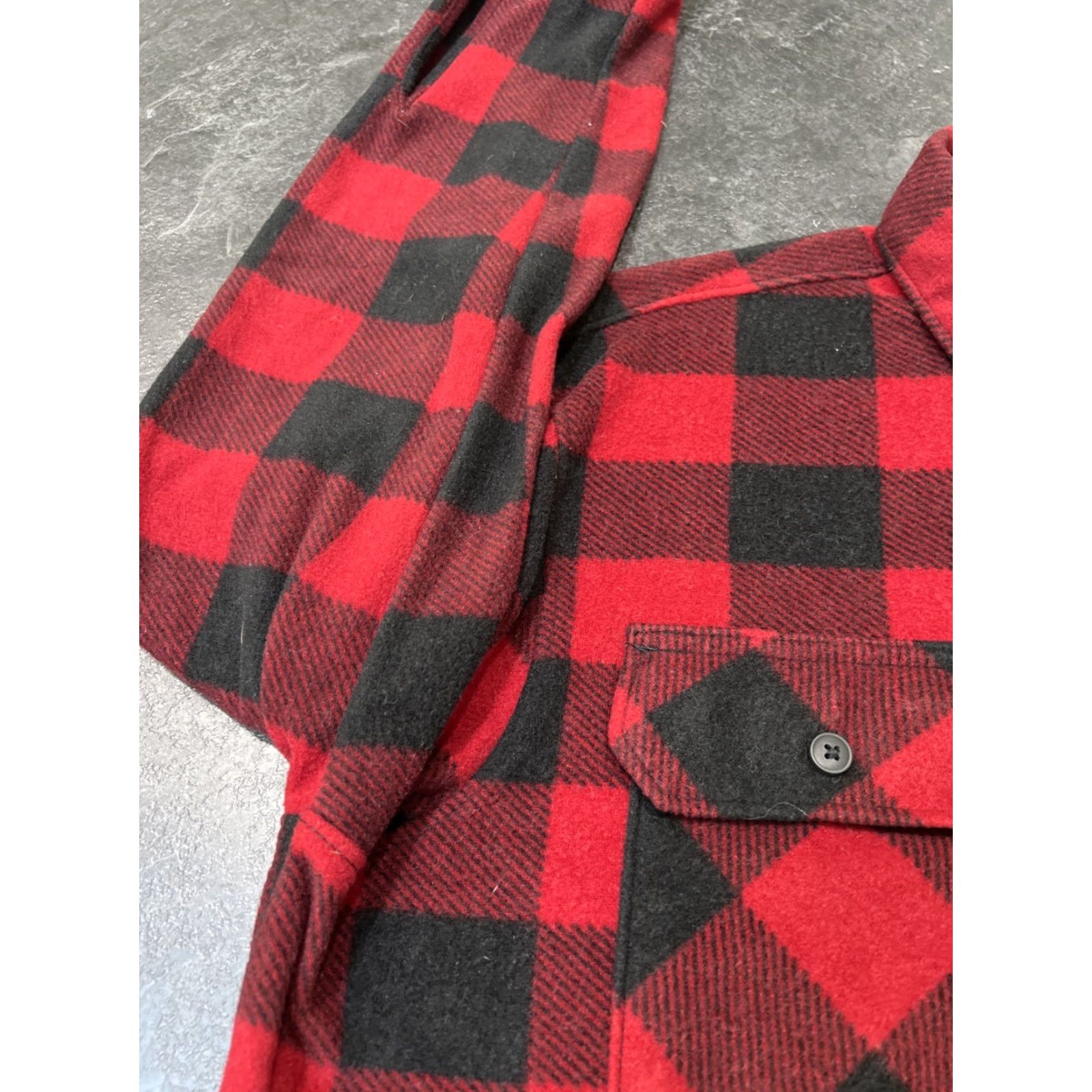 Wrangler Wrangler Authentics Shirt Mens Medium M Red Black Buffalo Plaid Fleece Long Sleeve Size US M / EU 48-50 / 2 - 6 Thumbnail