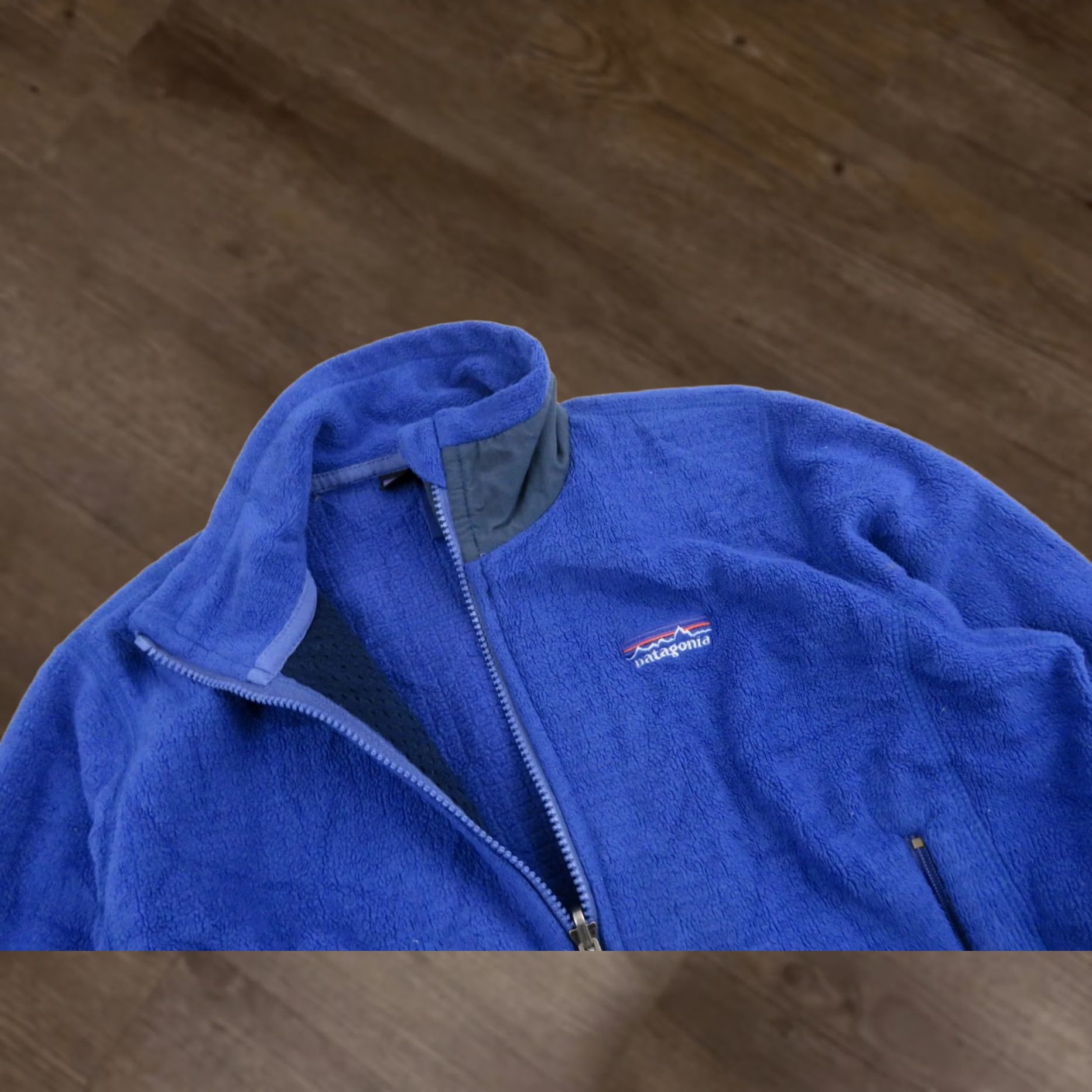 Patagonia Vintage Patagonia R3 Grid Waffle Fleece Jacket Coat Womens Small Regulator R2 R1 Size S / US 4 / IT 40 - 1 Thumbnail