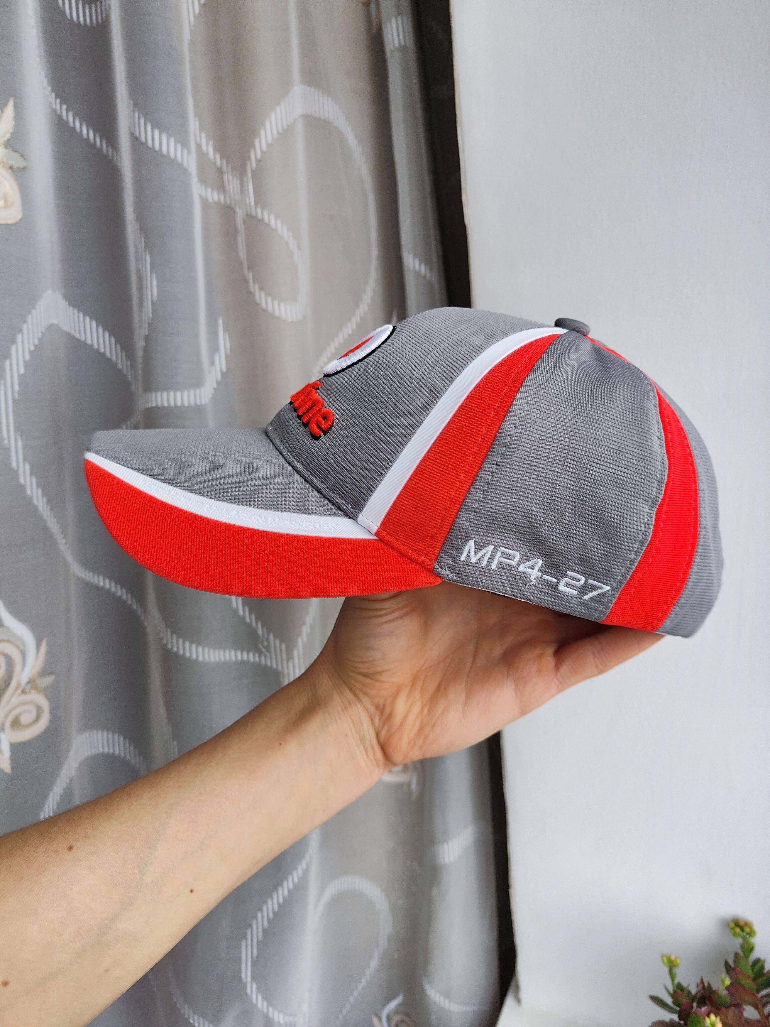 Formula 1 Vodafone McLaren Mercedes MP4-27 F1 Racing Formula 1 Cap Size ONE SIZE - 5 Thumbnail