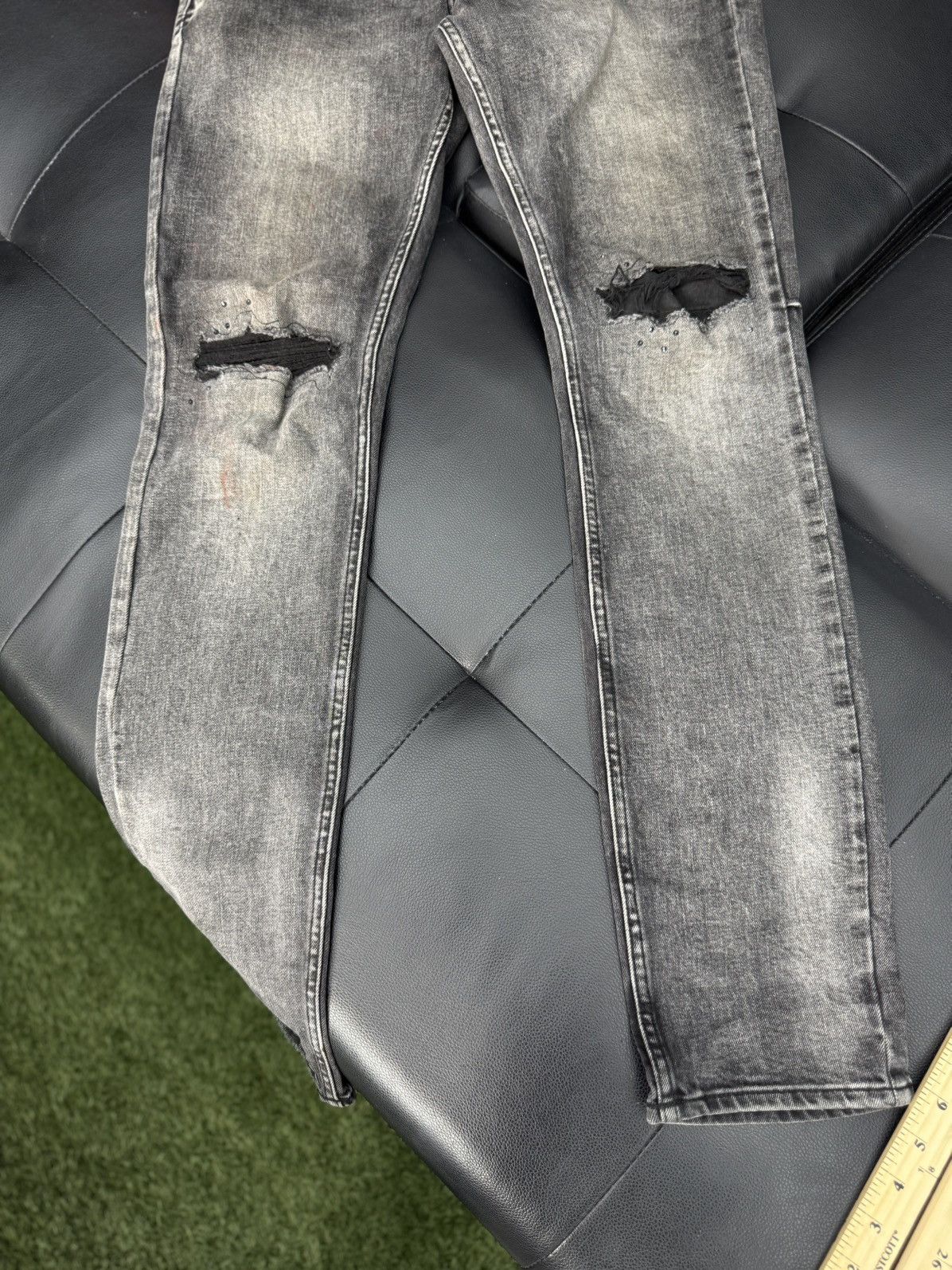 Ksubi Ksubi Grey Stone Skinny Jeans Size 31 Size US 31 - 2 Thumbnail