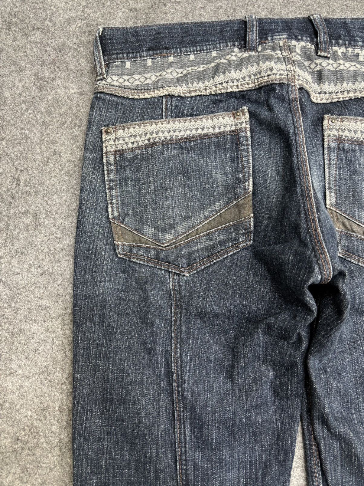 HIDEAWAYS 💥Avant Garde💥Hideaways Multiple Seam Flare Denim F621 Size US 31 - 13 Thumbnail