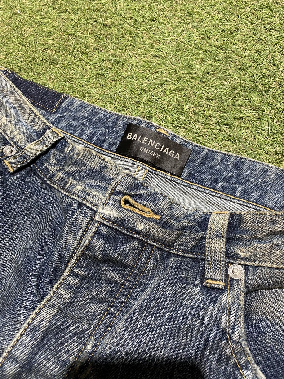 Balenciaga Balenciaga Oil Distress Denim Size US 32 / EU 48 - 3 Thumbnail