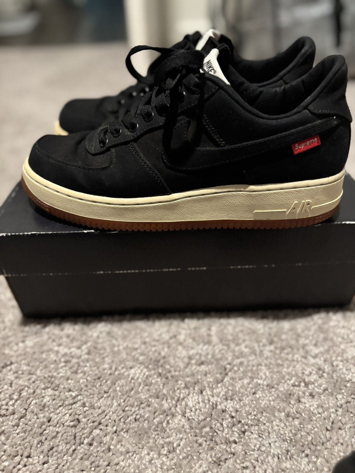 Nike × Supreme Nike Air Force 1 Low Premium '08 x Supreme Black 2012 Size US 8 / EU 41 - 4 Thumbnail