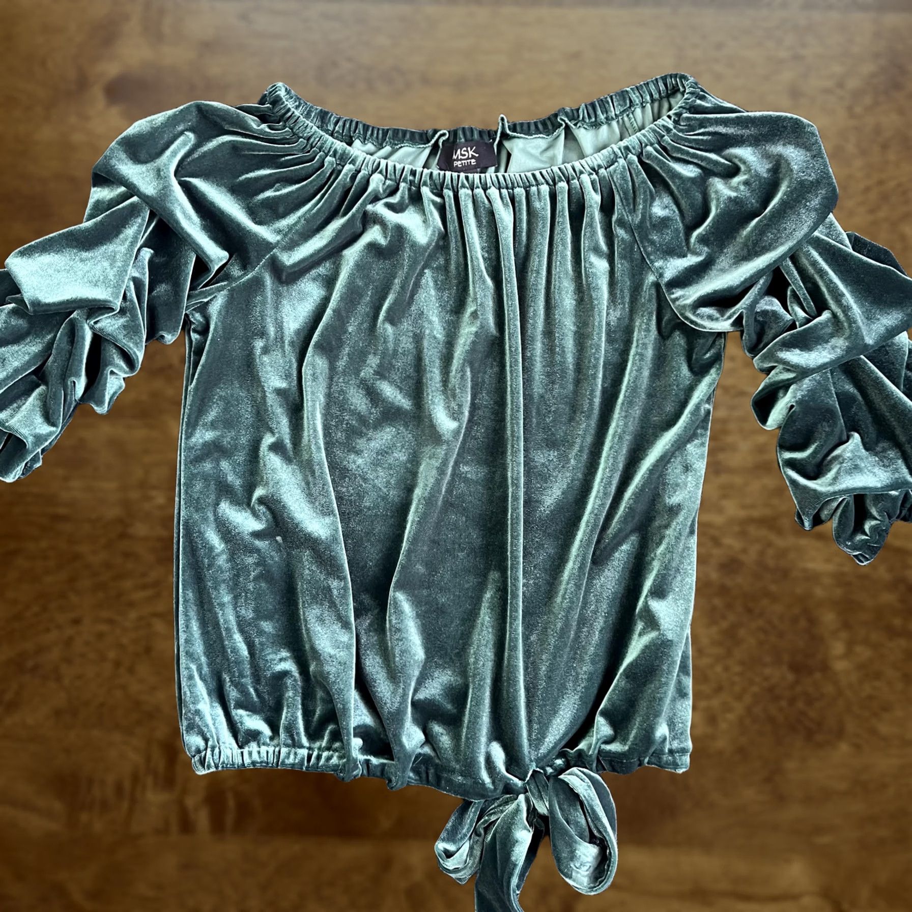 Vintage MSK Blouse Womens PM Petite Green Velvet Off Shoulder Ruffle Balloon Sleeve Top Size M / US 6-8 / IT 42-44 - 1 Thumbnail