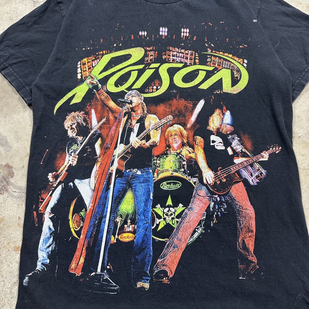 Band Tees Vintage 2009 Poison Concert Tour Band Tee Shirt Size S Size US S / EU 44-46 / 1 - 2 Thumbnail