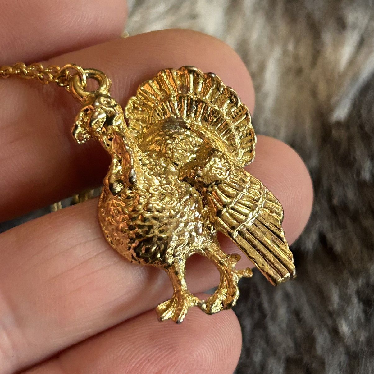 Vintage Vintage gold plated turkey pendant on chain necklace Size ONE SIZE - 6 Thumbnail