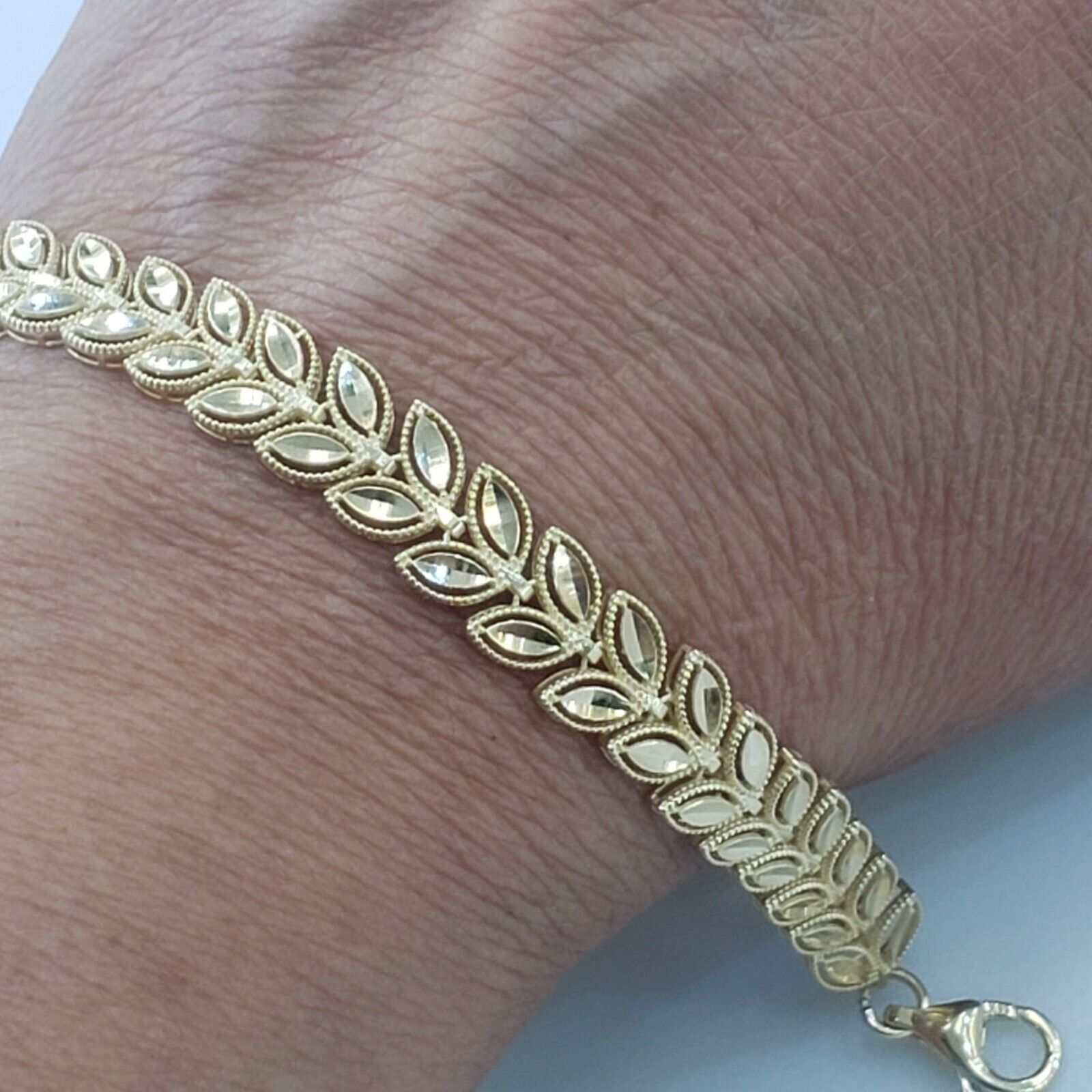 The Unbranded Brand real 14k gold bracelet adjustable Size ONE SIZE - 6 Thumbnail