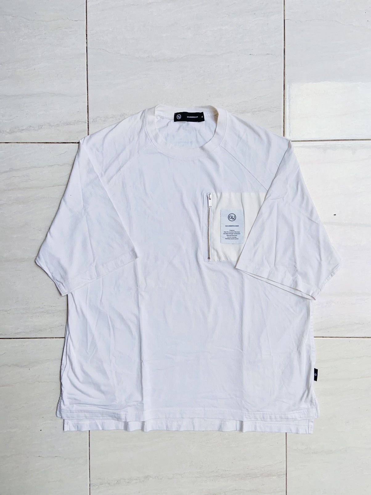 GU × Undercover GU x UNDERCOVER White T-Shirt Size US XL / EU 56 / 4 - 8 Thumbnail