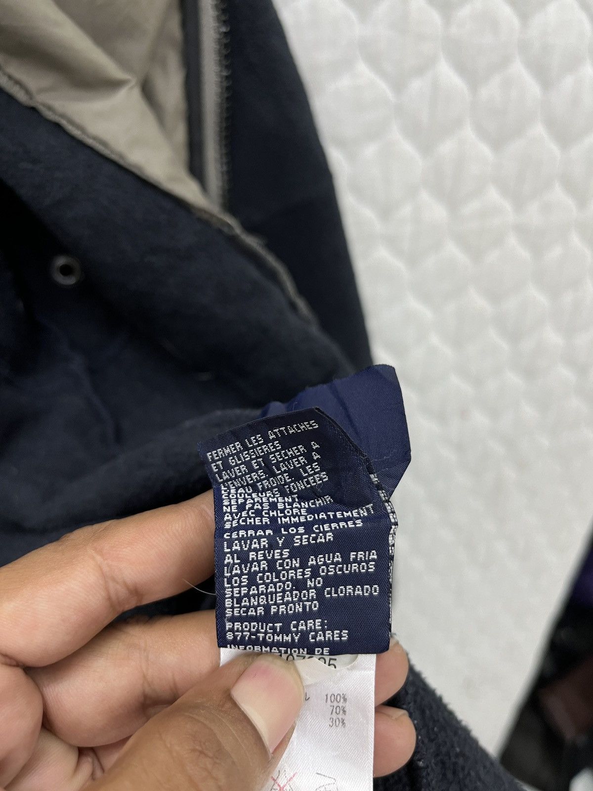🔥🔥🔥STEALS VINTAGE TOMMY HILFIGER HOODIE FLEECE JACKET