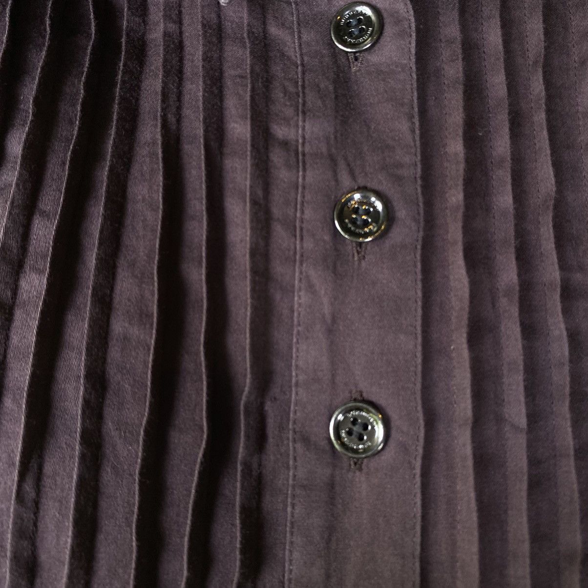 Burberry BURBERRY Purple Pintuck Button-Up Shirt Size XS / US 0-2 / IT 36-38 - 7 Thumbnail