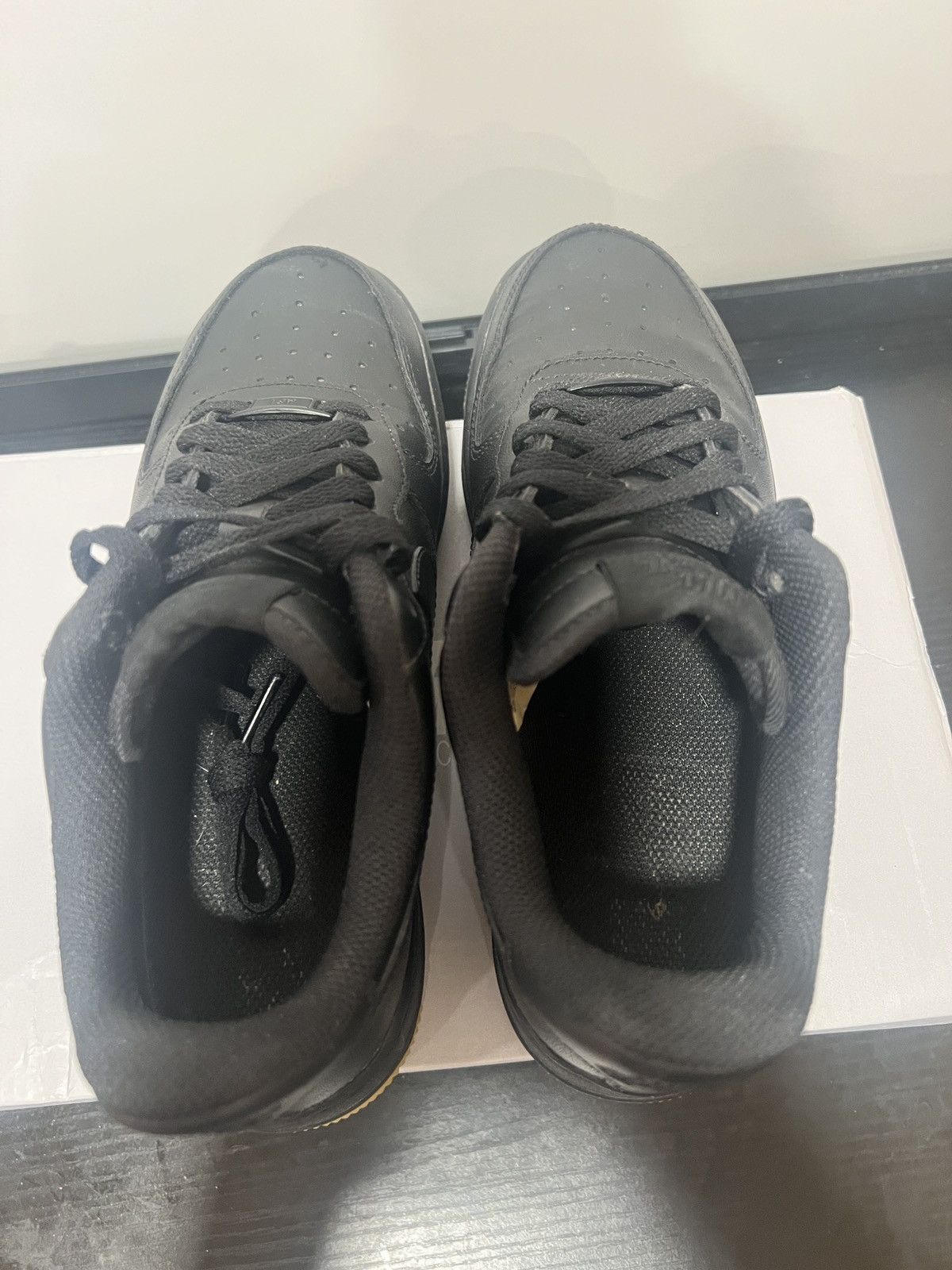 Nike SIZE 6 MEN - Nike Air Force 1 '07 Black Gum Size US 6 / EU 39 - 6 Thumbnail