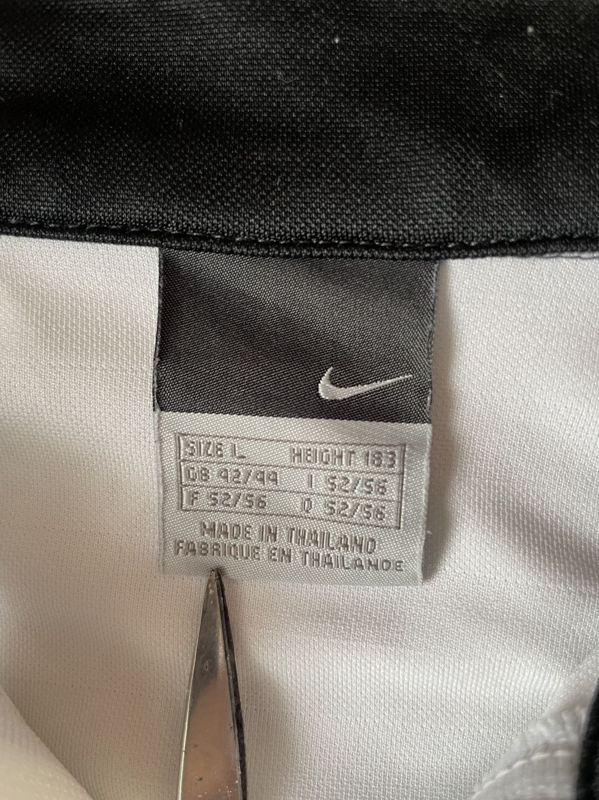 Vintage Vintage T-Shirt Small Swoosh Drill Y2K Style Rare Size US L / EU 52-54 / 3 - 5 Thumbnail