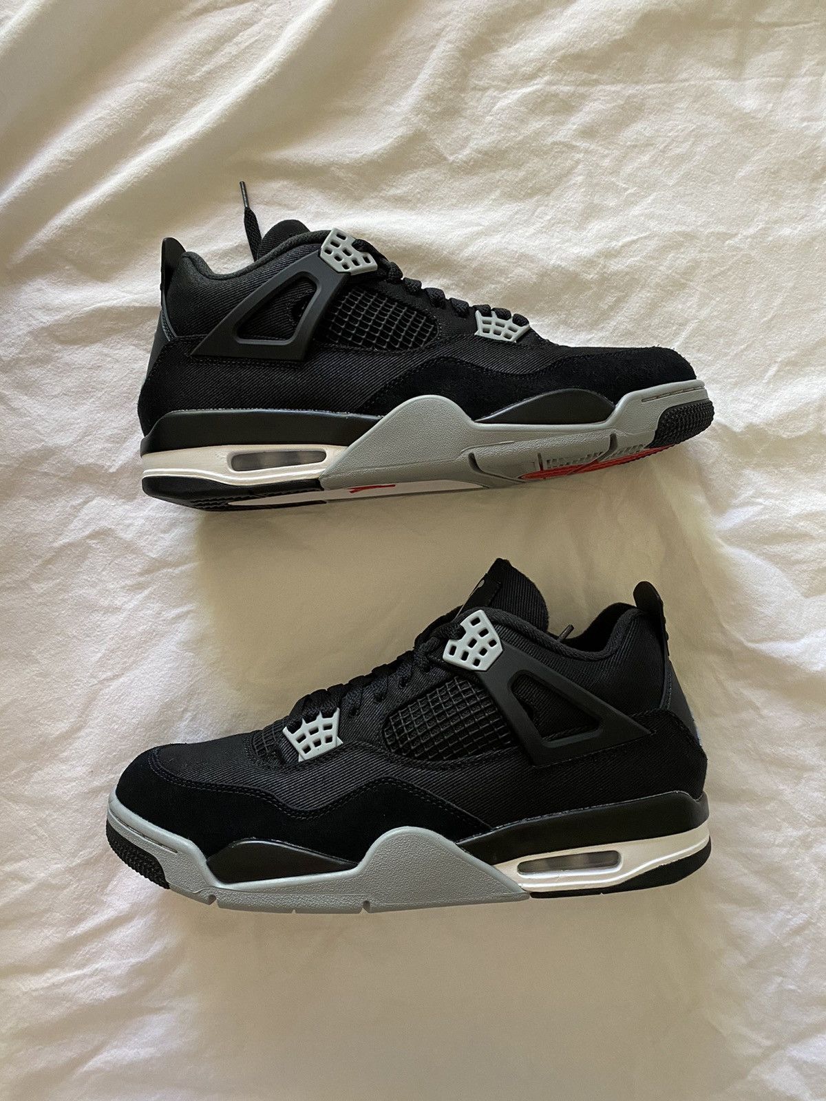 mens black jordan retro 4