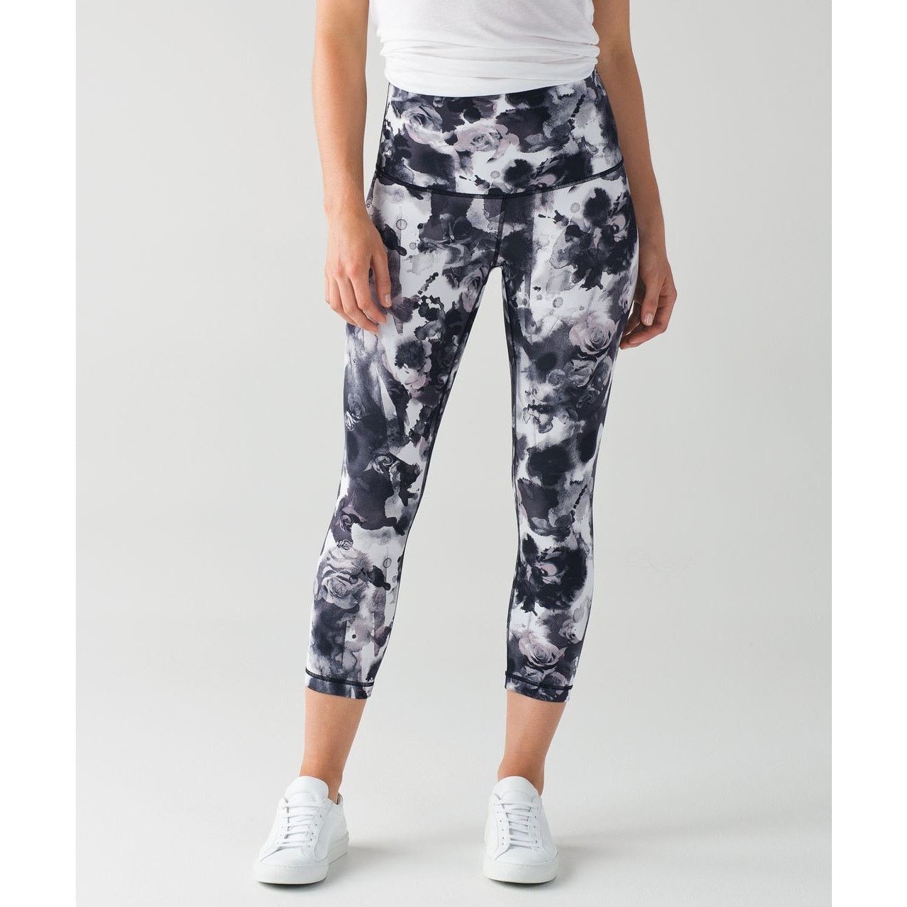 Lululemon Lululemon Wunder Under Crop Hi-Rise Obscurred Black Dusty Ma Size 28" / US 6 / IT 42 - 2 Thumbnail