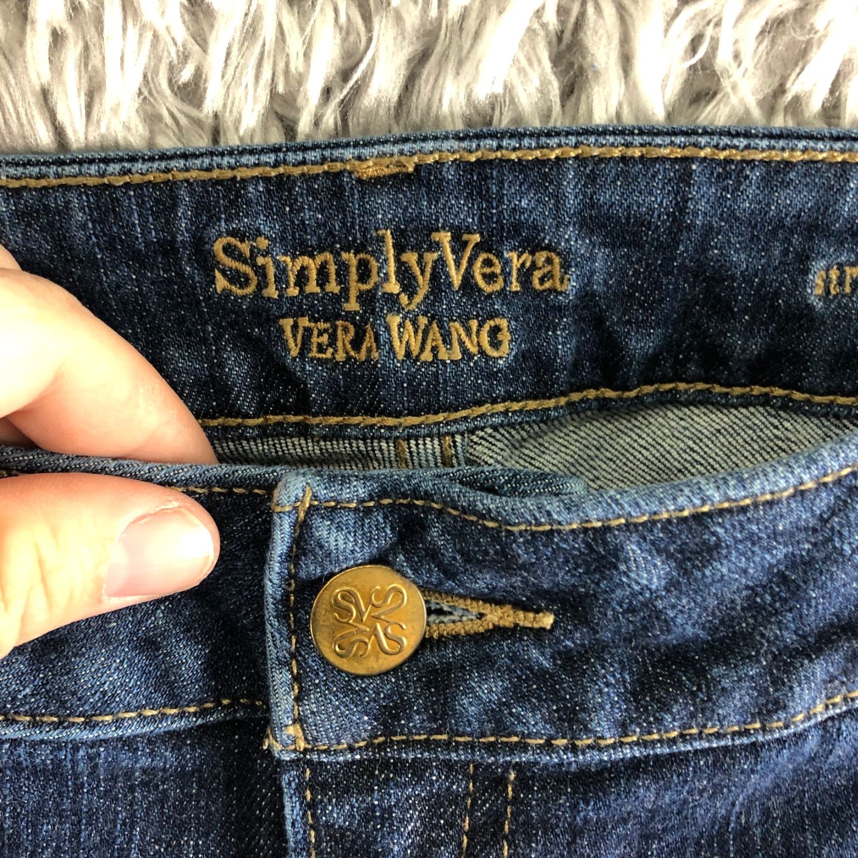 Vera Wang Vera Wang Womens Jeans Mid Rise Straight Leg 6 Medium Wash Blue Denim Size 28" / US 6 / IT 42 - 7 Thumbnail