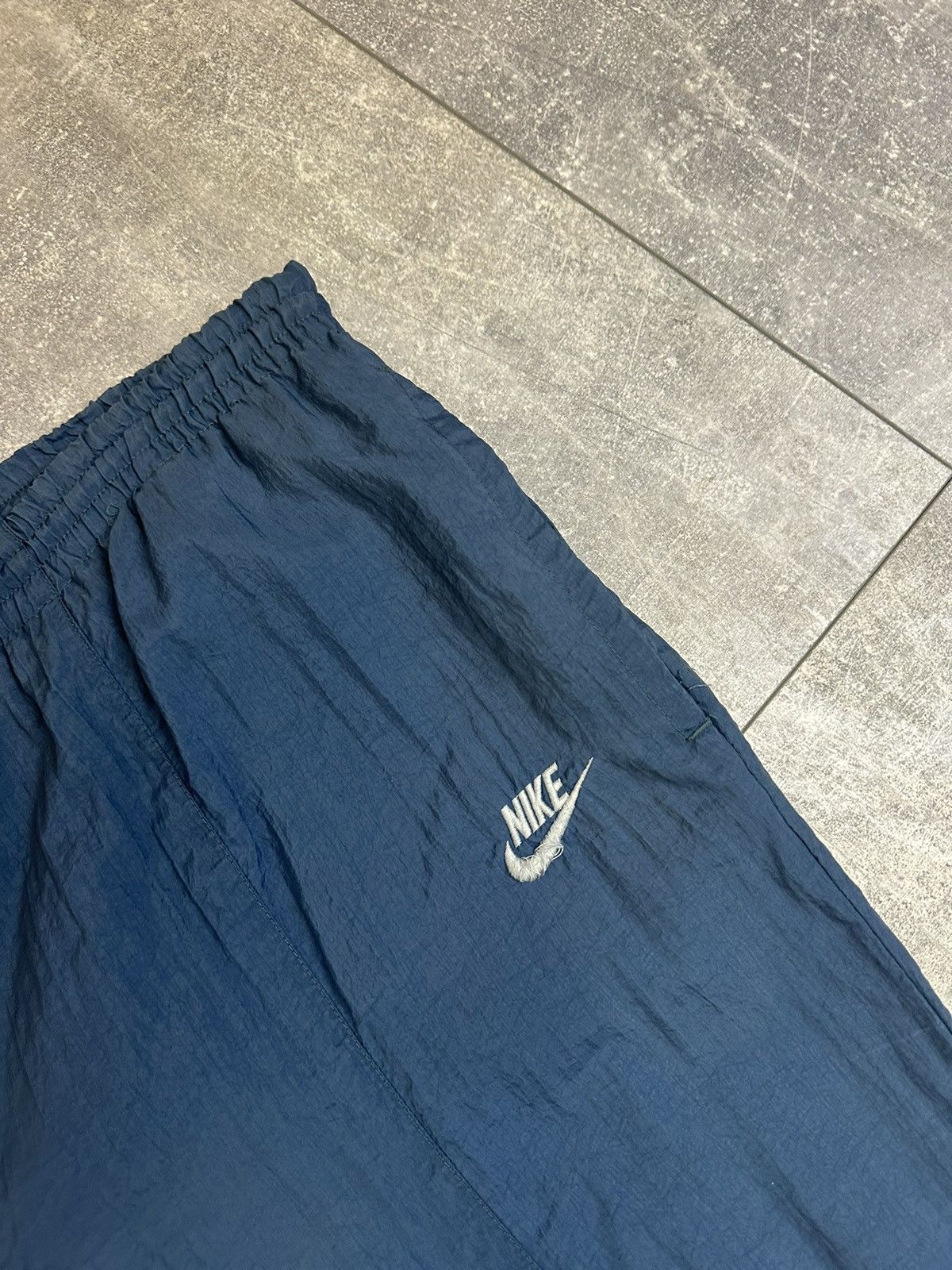 Nike Nike Vintage Rare Sweatpants Small Swosh Logo Size US 32 / EU 48 - 6 Thumbnail