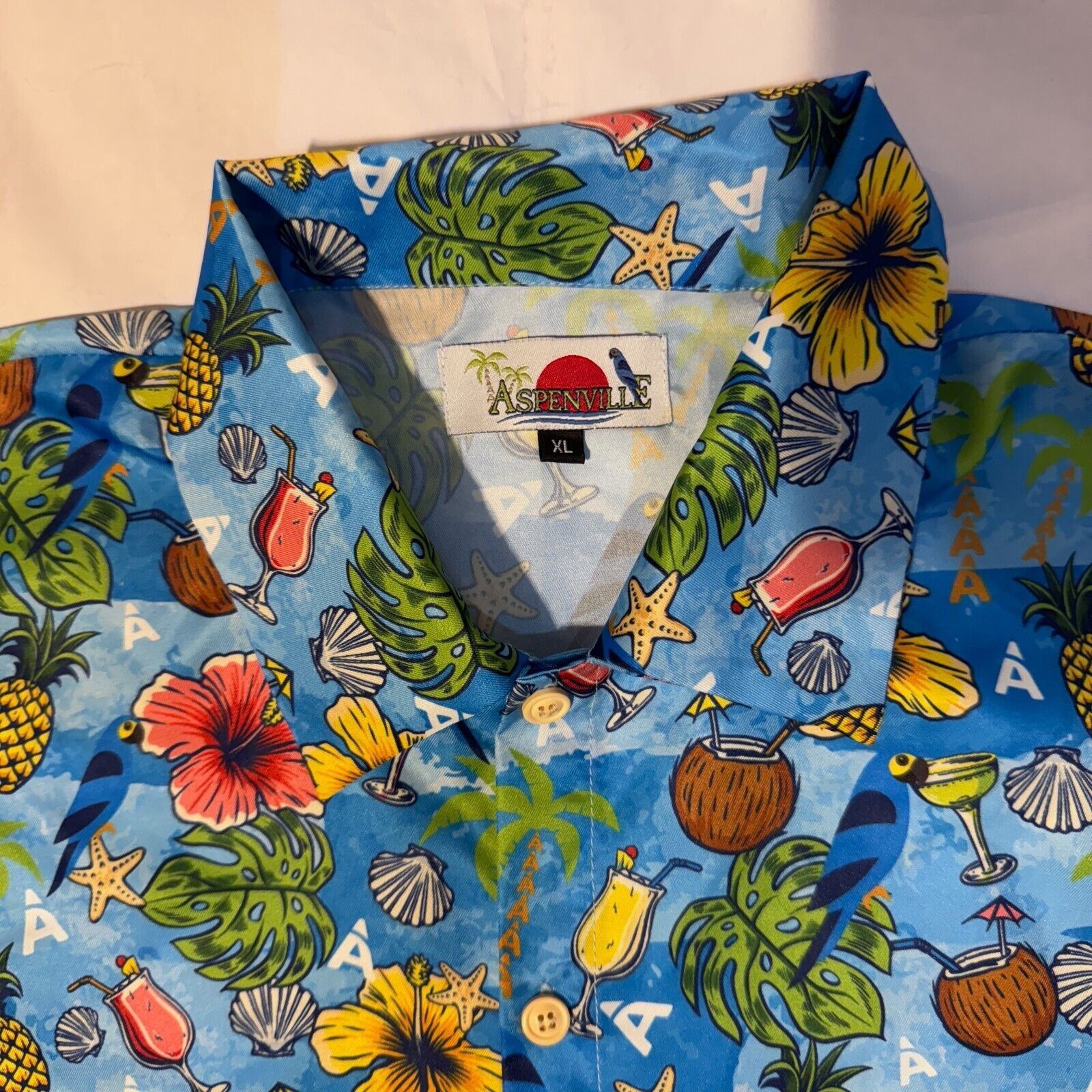 Other Aspenville Hawaiian Shirt XL Blue Macaw Pineapple Cocunut Ru Size US XL / EU 56 / 4 - 2 Thumbnail