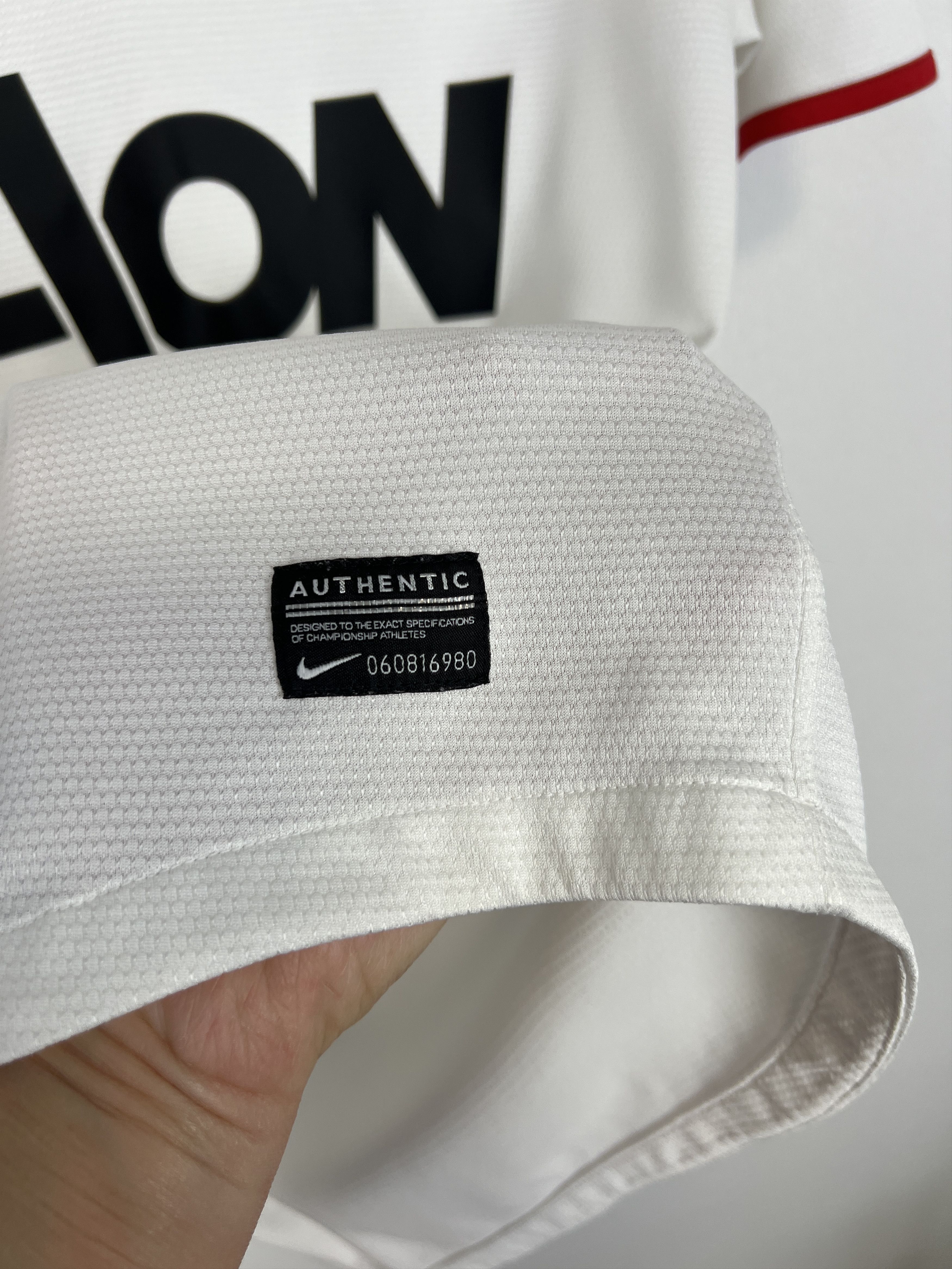 Nike Manchester United Away football shirt 2012 Soccer Nike AON Size US S / EU 44-46 / 1 - 5 Thumbnail