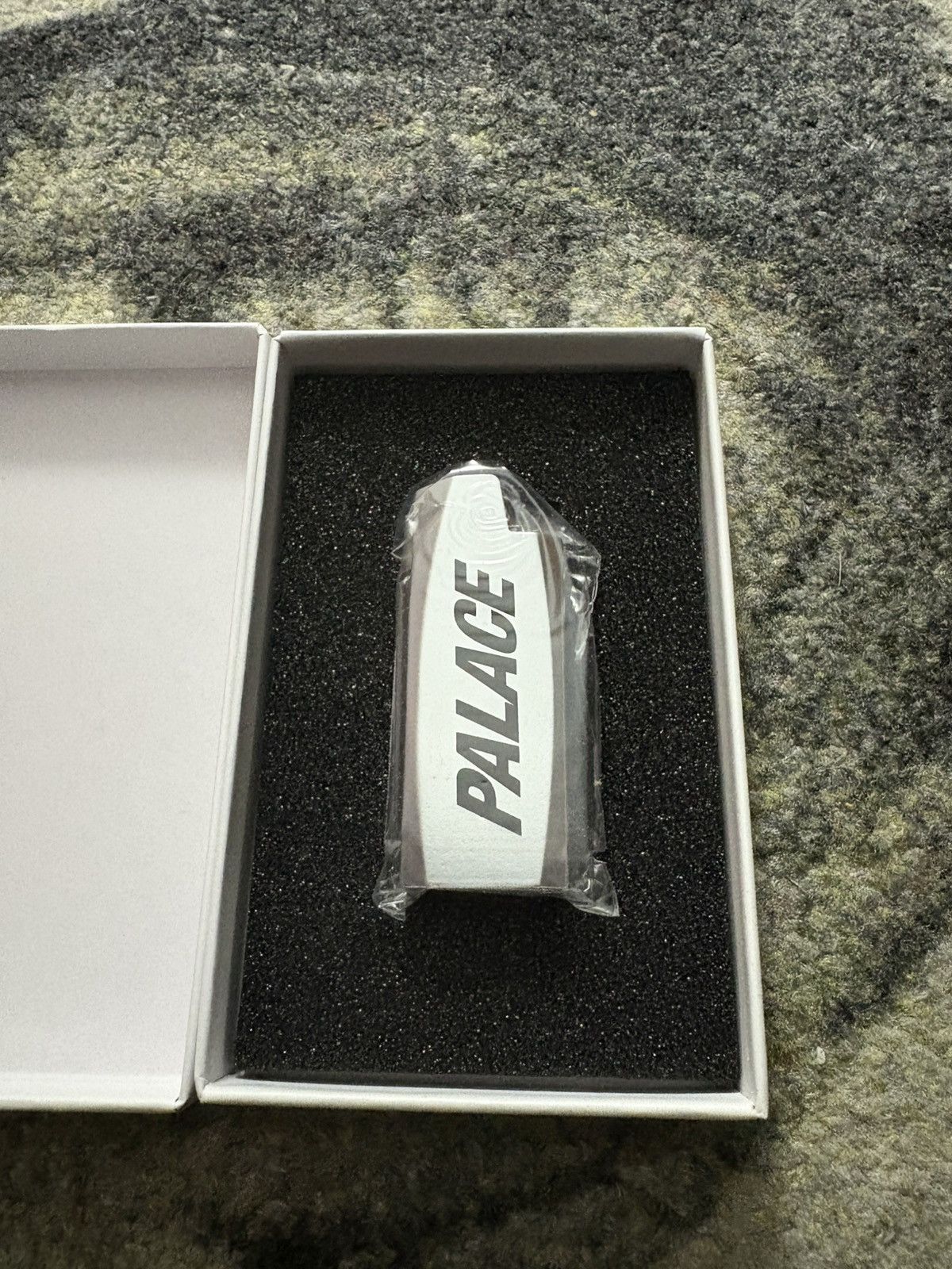 Palace Metal Lighter Case Silver