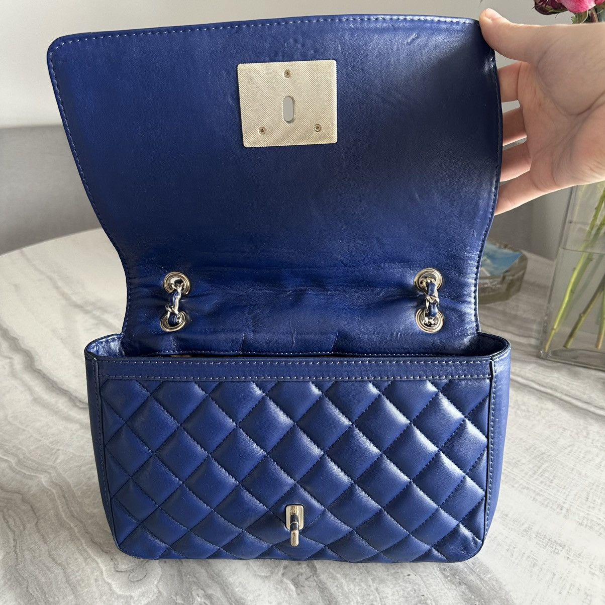 Love Moschino Love Moschino Patent Quilted Blue Faux Leather Shoulder Bag Size ONE SIZE - 9 Thumbnail