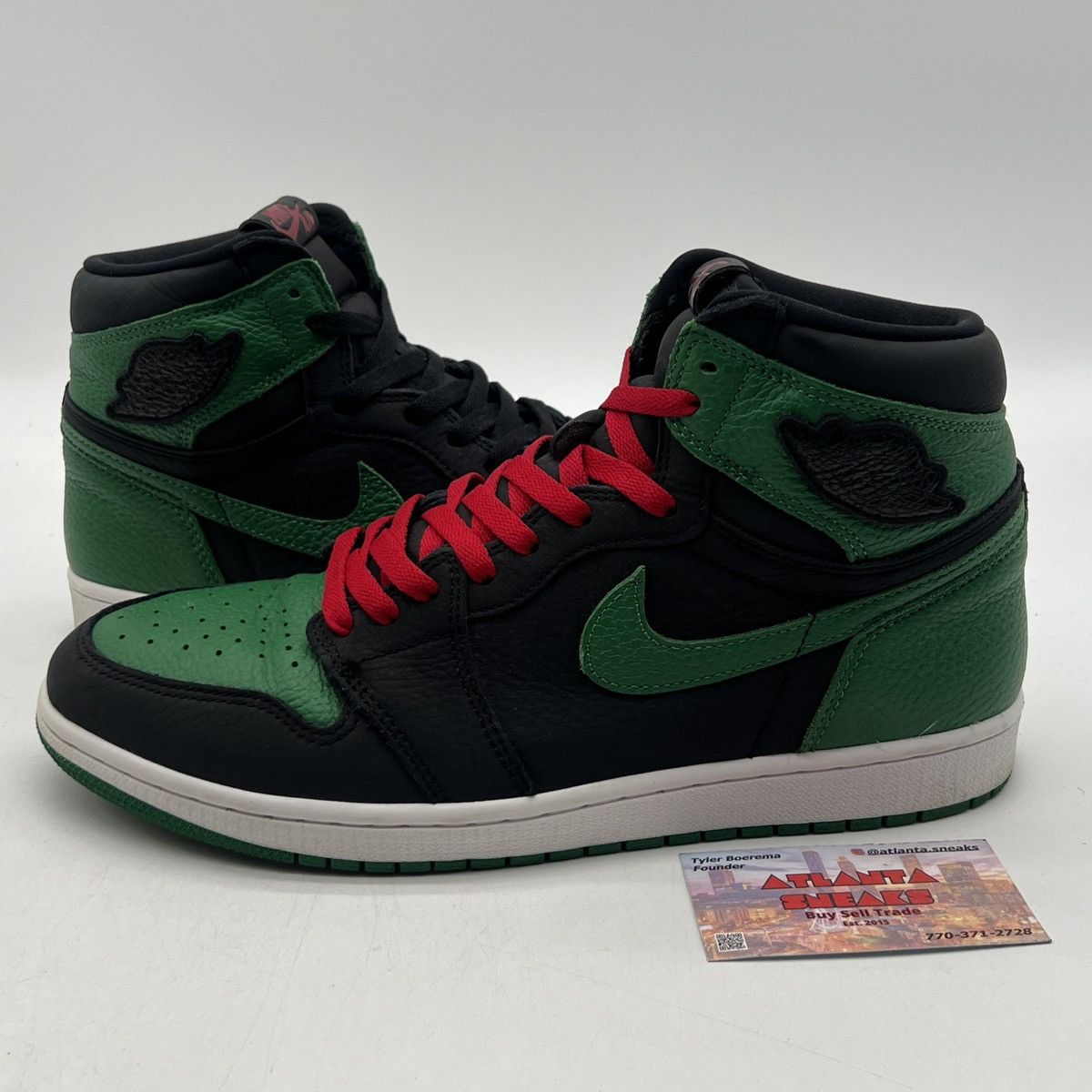 Nike Air Jordan 1 High pine green Size US 11 / EU 44 - 1 Thumbnail