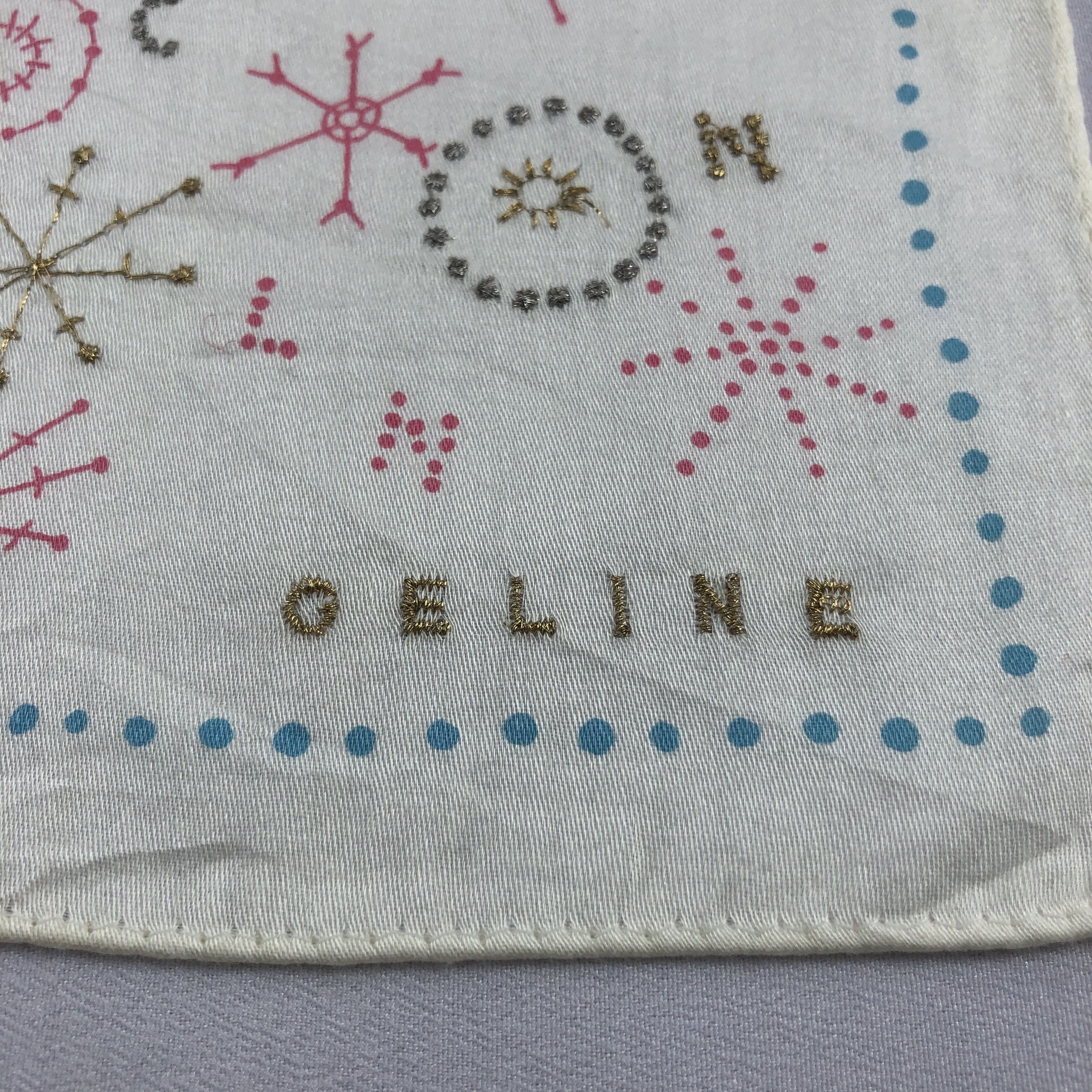 Celine Celine Handkerchief Neckerchief Bandana H2891 Size ONE SIZE - 3 Thumbnail