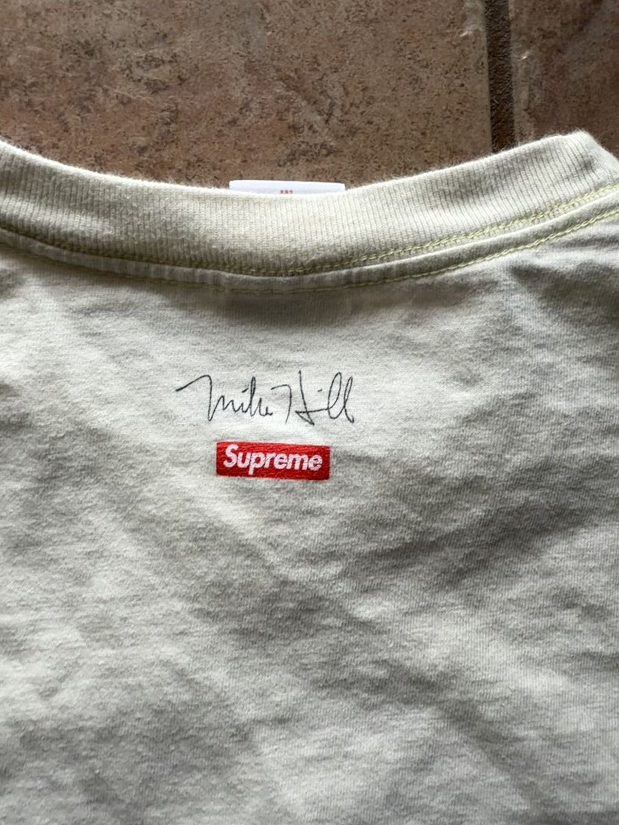 Supreme SUPREME MIKE HILL runner tee Size US M / EU 48-50 / 2 - 6 Thumbnail