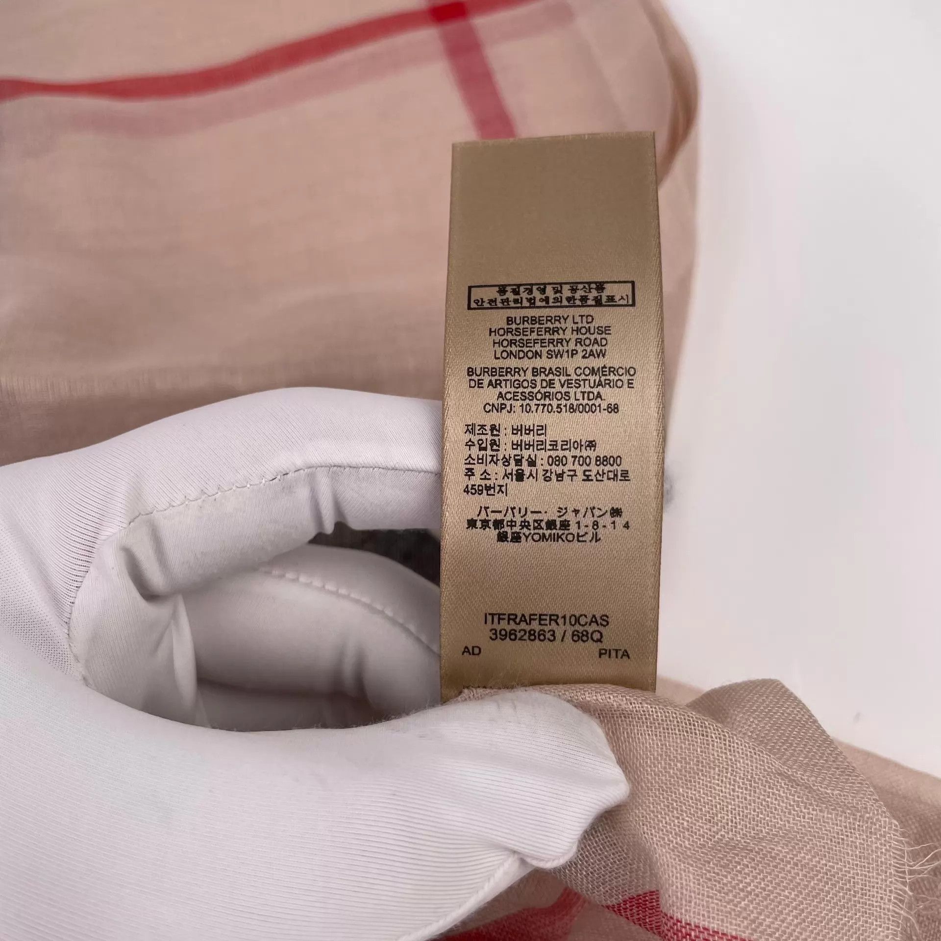 Burberry Burberry Scarf 220x70cm 260514LPZYB02 Size ONE SIZE - 7 Thumbnail