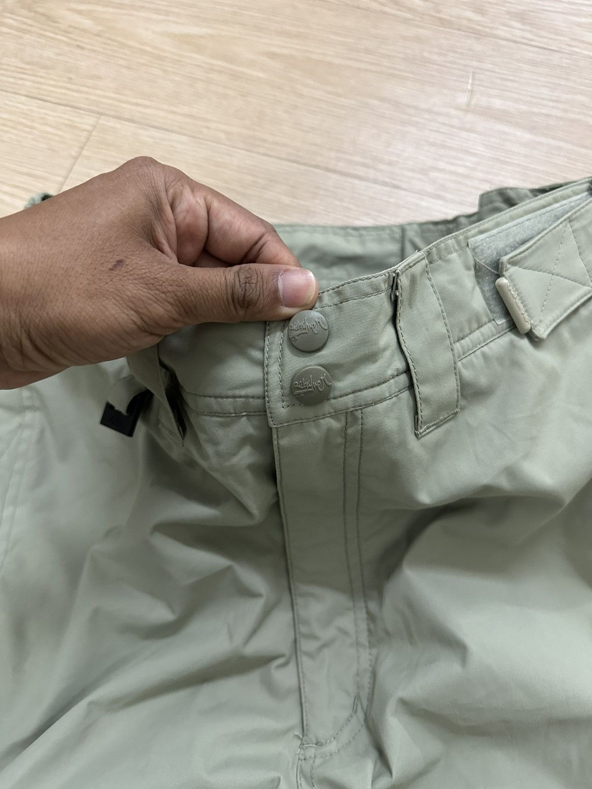 Beauty Beast × Quiksilver × Vintage Rare Vintage Quiksilver Gorpcore Baggy Parachute Pants Size US 33 - 6 Thumbnail