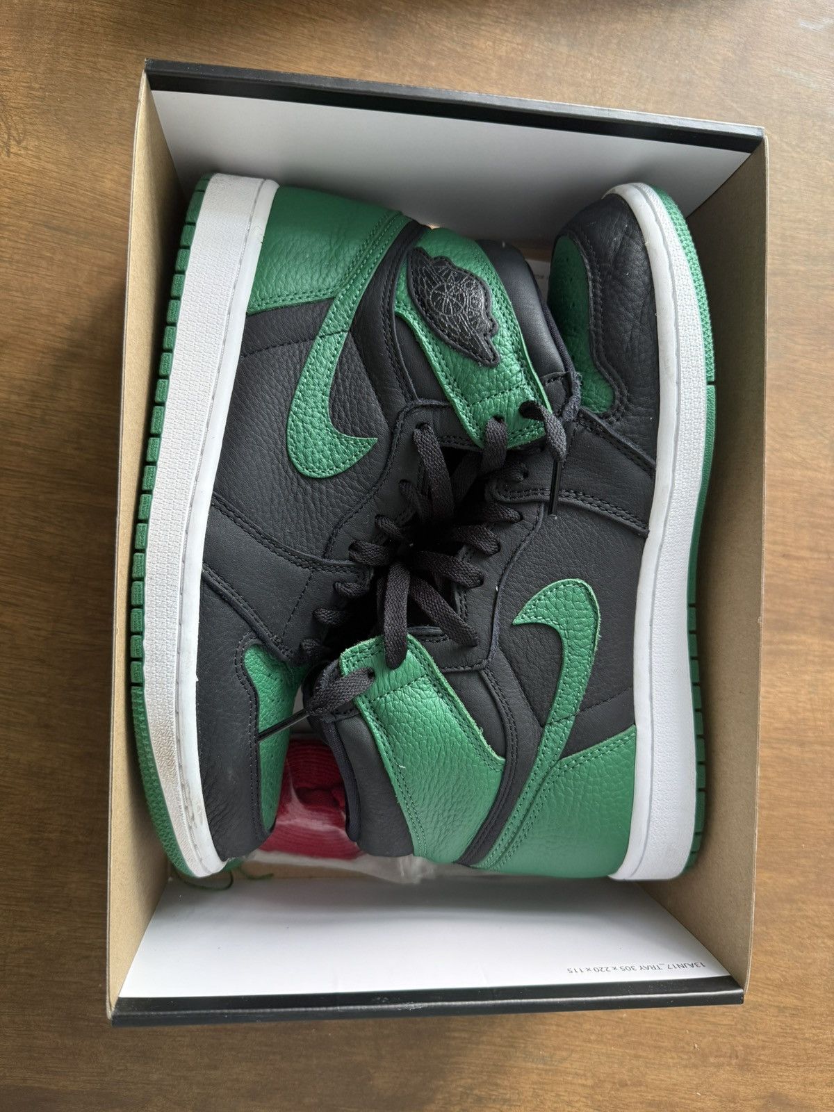 Jordan Brand Air jordan 1 retro high og pine green Size US 9 / EU 42 - 1 Thumbnail