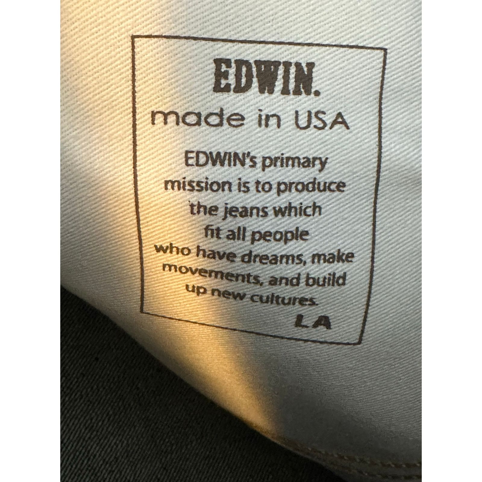 Edwin blue dark wash straight legs jeans size 31