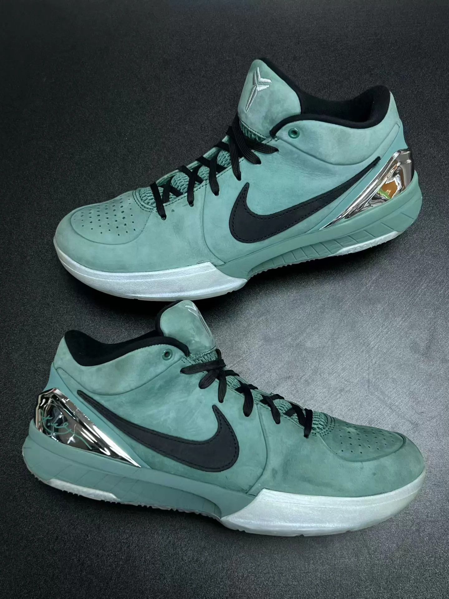 Nike Kobe ZK4 Father's Day Green 42.5 Worn Size US 9.5 / EU 42-43 - 5 Thumbnail