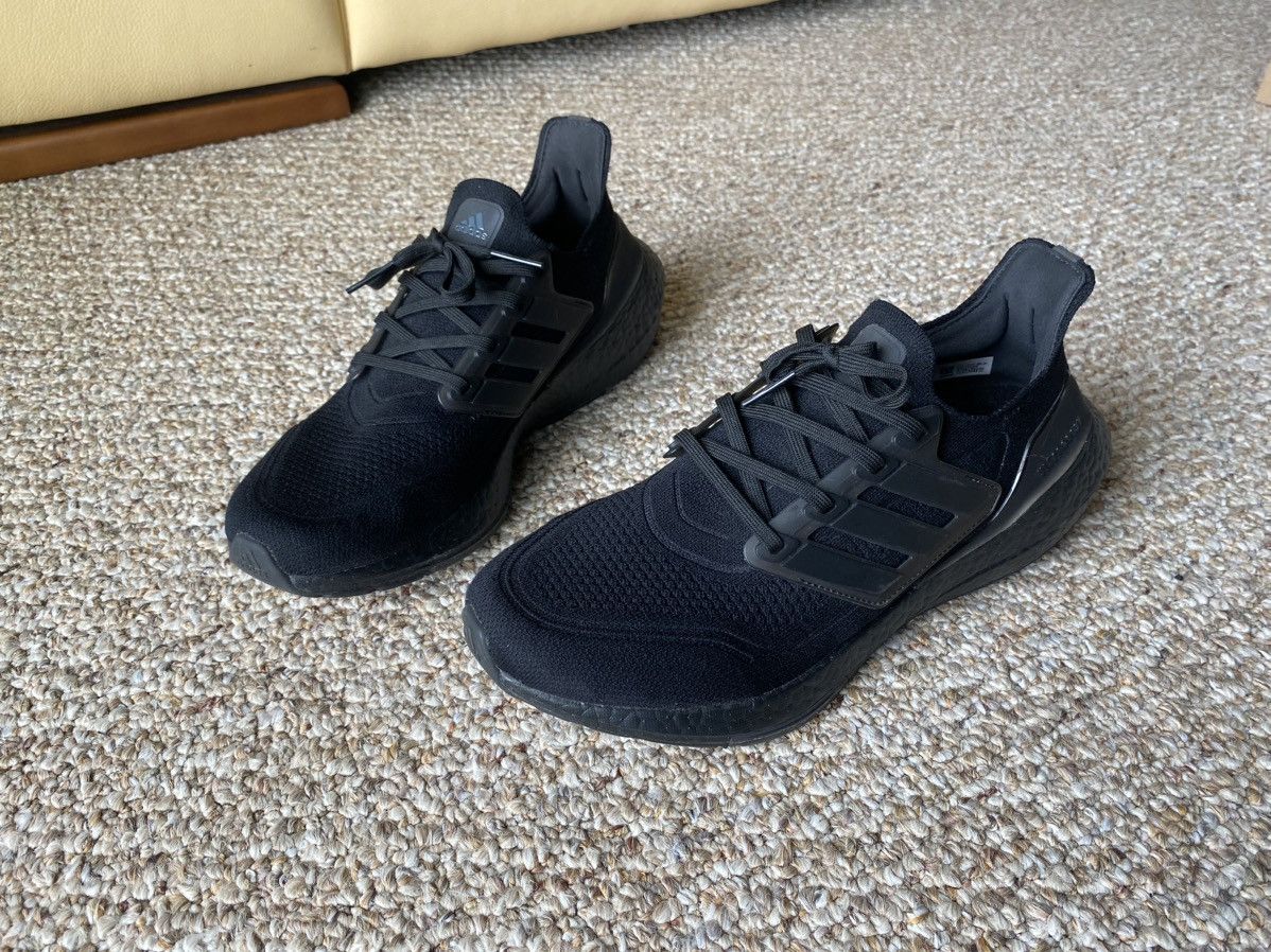 image of Adidas Ultraboost 2022 Black Us 9.5 Shoes, Men's