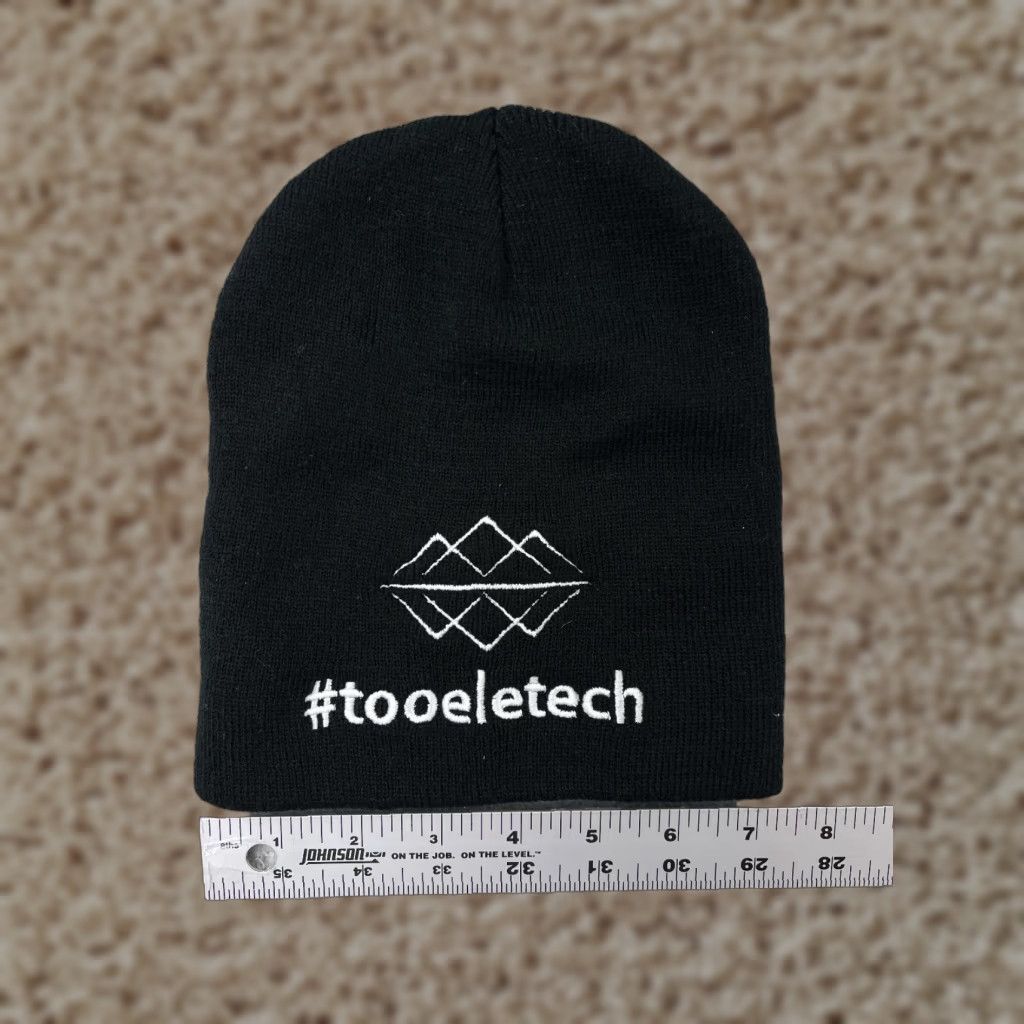 Vintage Tooeletech Beanie College Adult One Size Black Knit 100% Acrylic School Size ONE SIZE - 1 Thumbnail