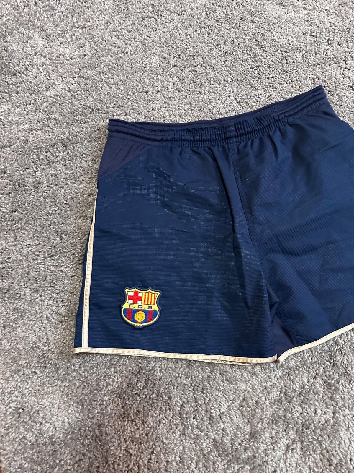 Nike Nike Fc Barcelona 2001/02 Home Football Soccer Short Sz M Size ONE SIZE - 2 Thumbnail