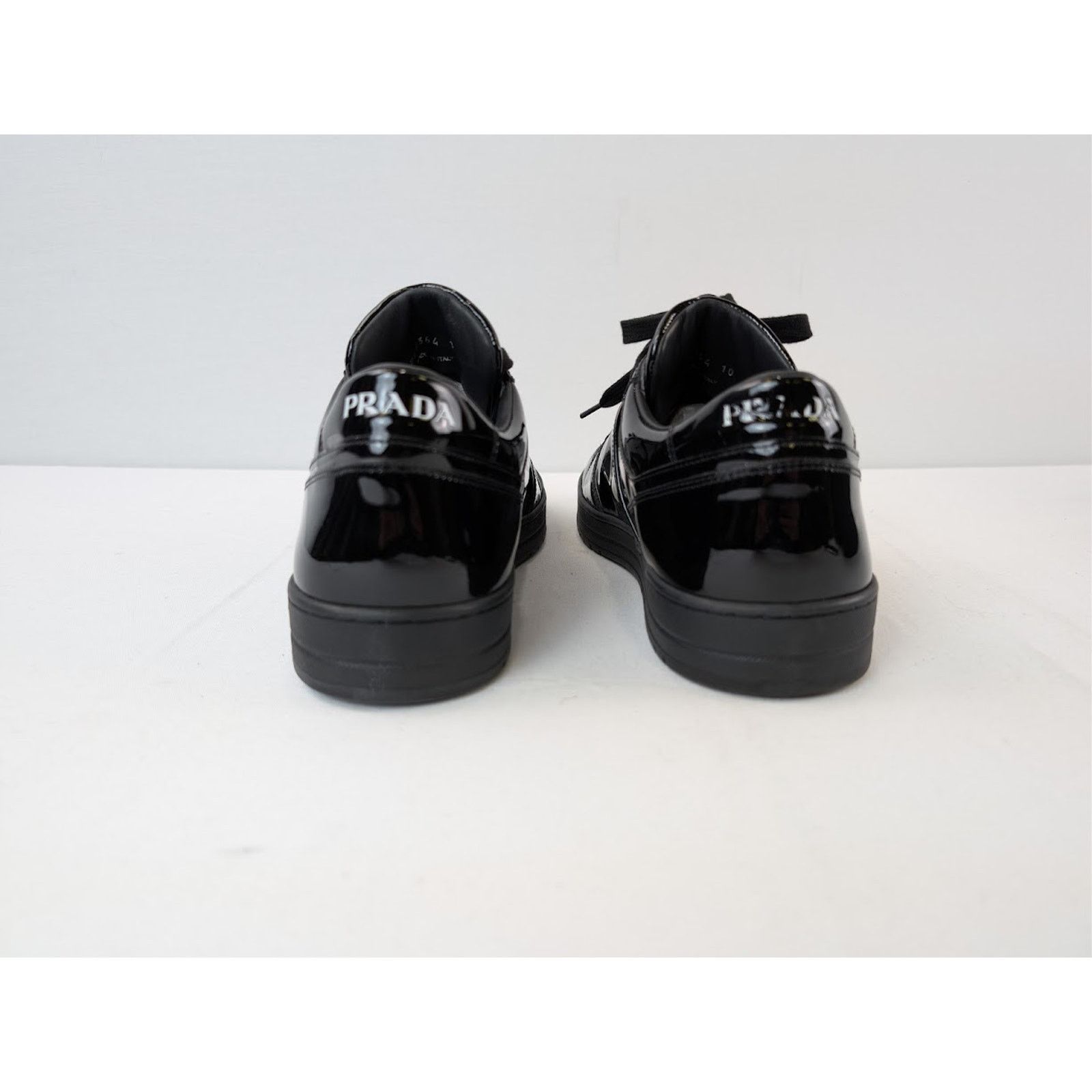 Prada o1rshd1 Calzature Uomo Low-Top Sneakers in Nero Size US 9 / EU 42 - 12 Thumbnail