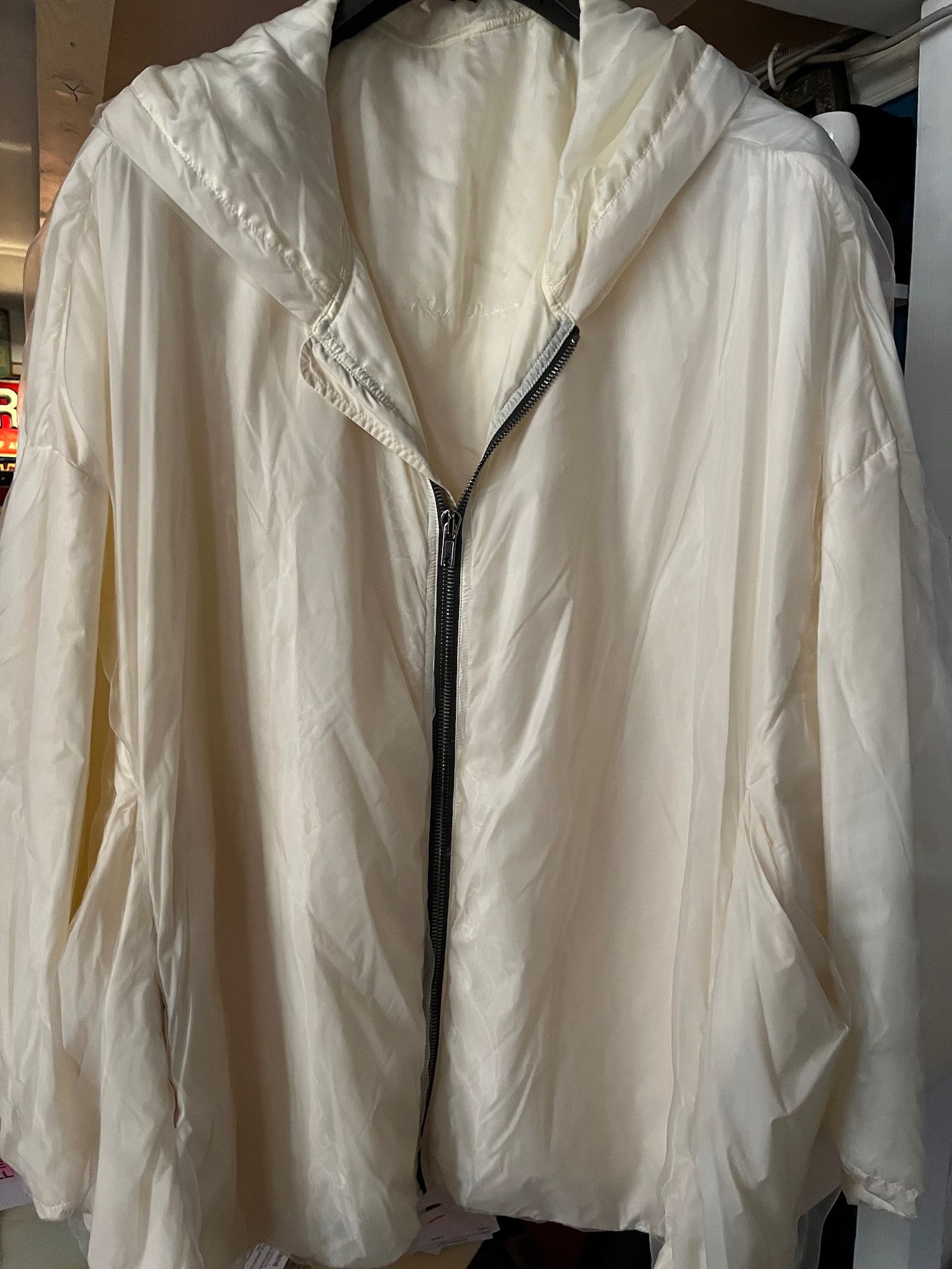 Rick Owens Rick Owens Peter hooded cropped / Milk Size US M / EU 48-50 / 2 - 1 Thumbnail