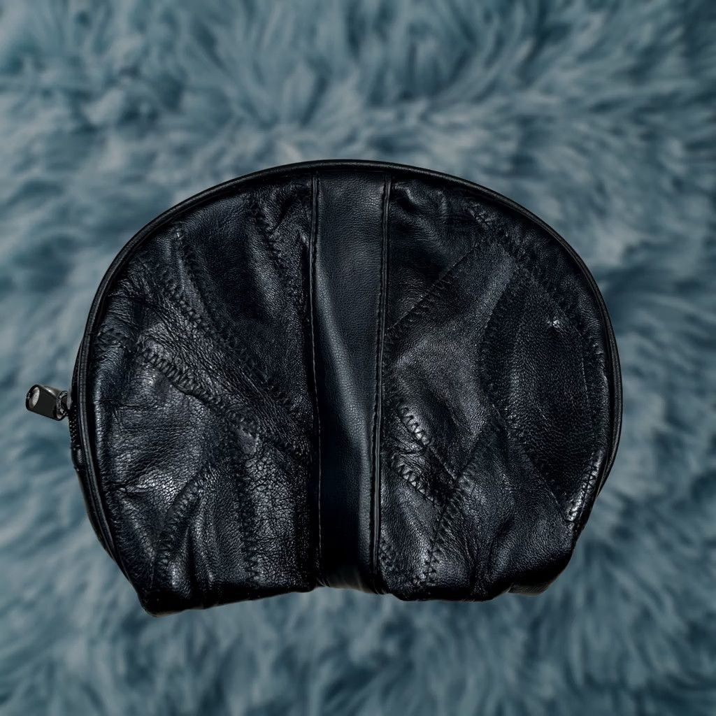 Vintage Women’s Black Faux Leather Clutch Bag Purse Size ONE SIZE - 1 Thumbnail