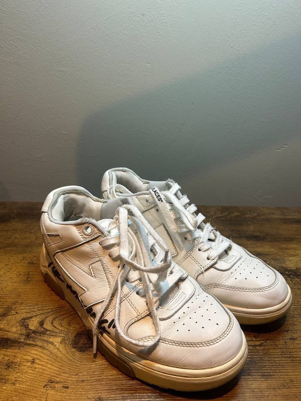 Off-White Off White out of office “for walking” Size US 8 / EU 41 - 1 Thumbnail
